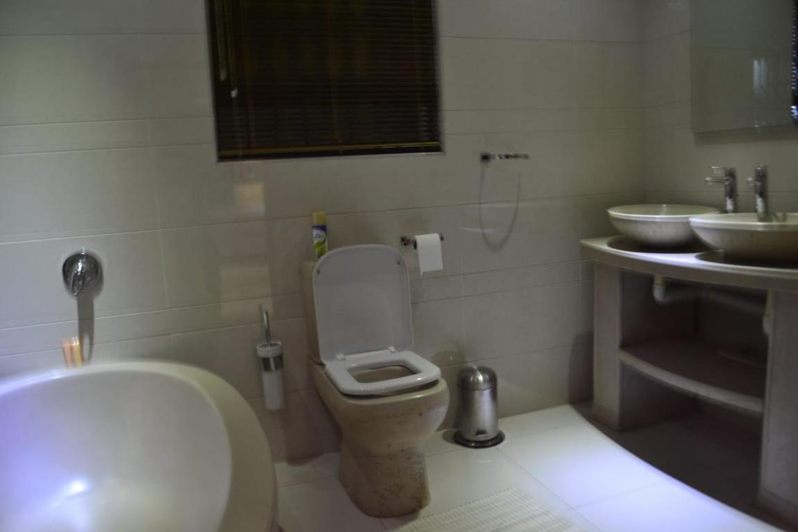 Honolulu Lifestyle Guest Lodge