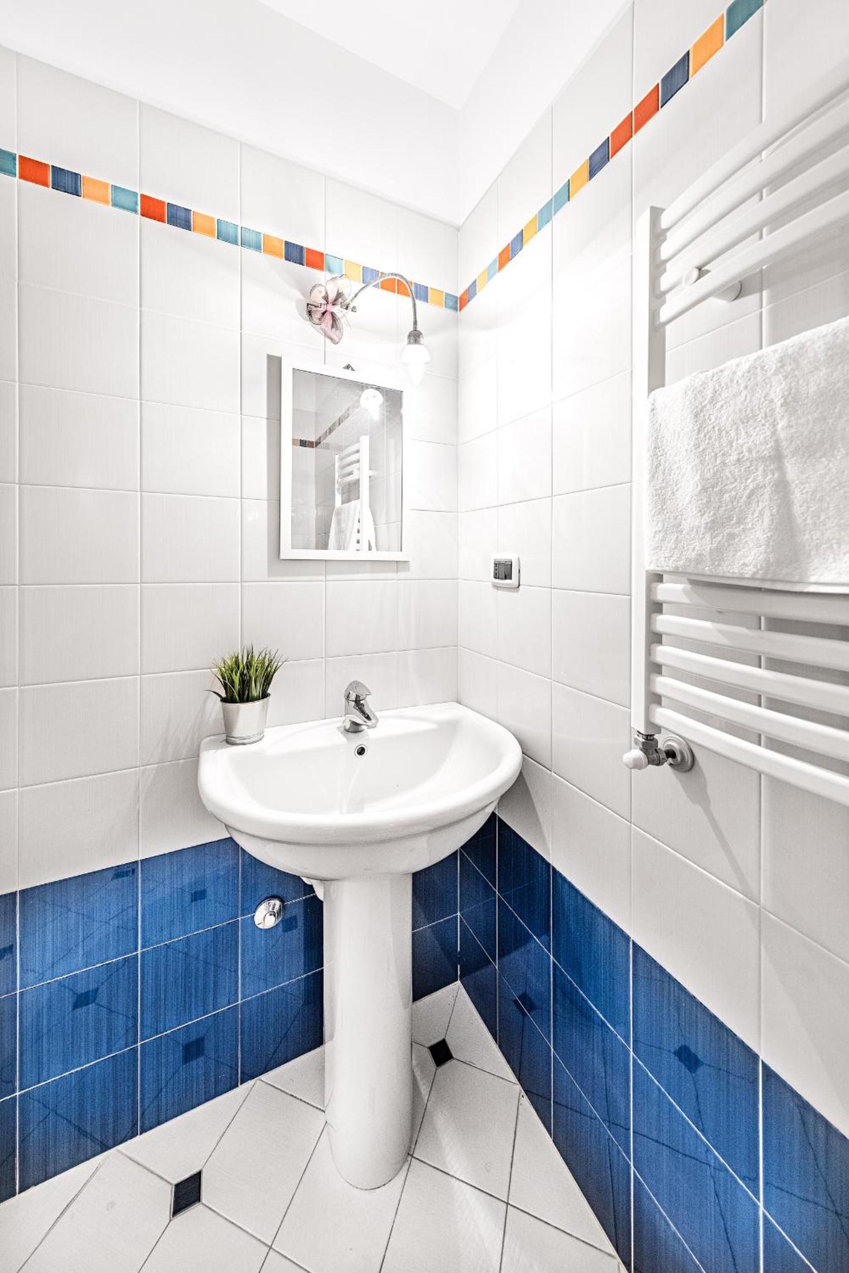 Gaudio Flat near Ariston Theater by Wonderful Italy view 5