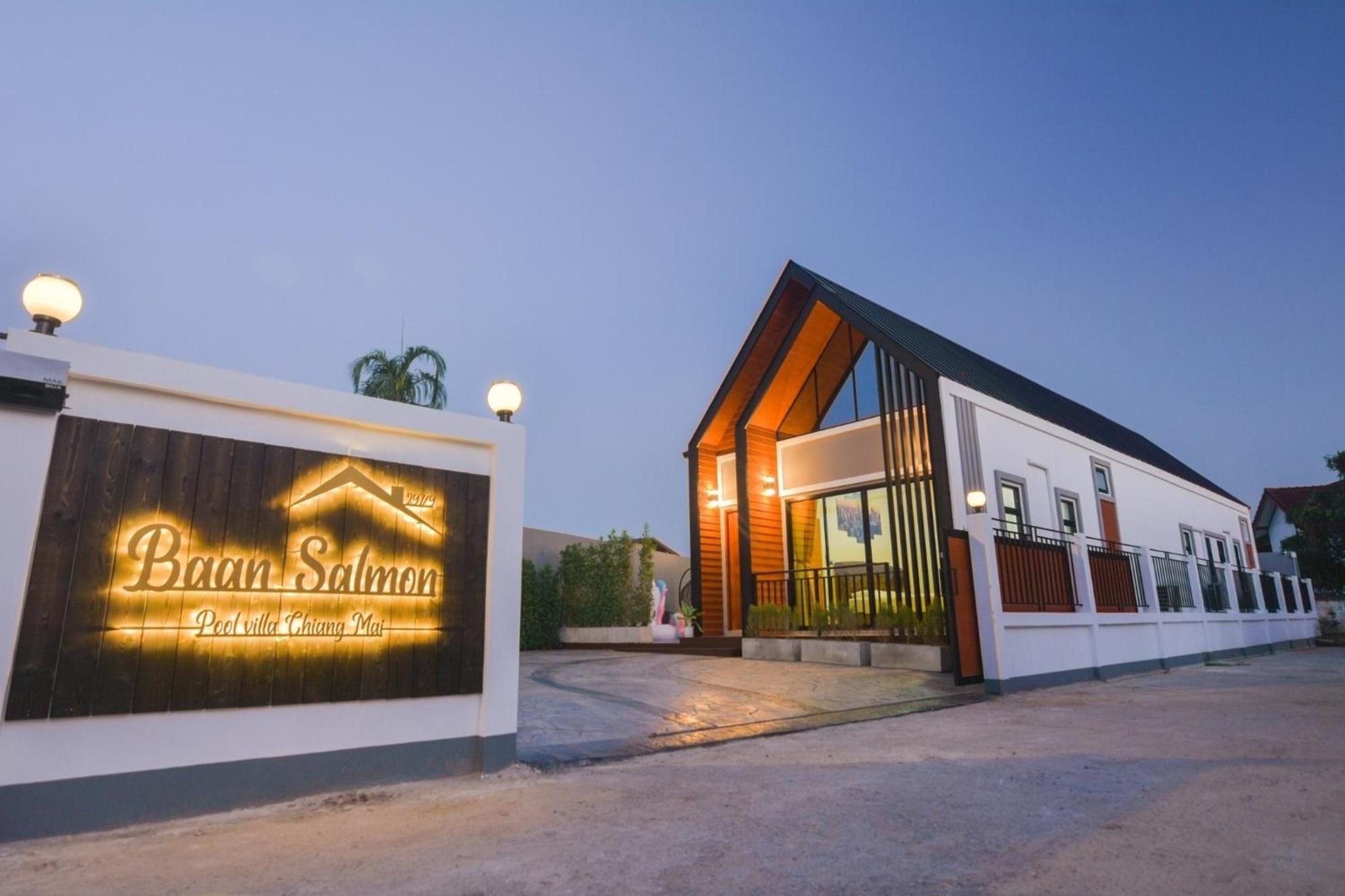 Hotel Baan Salmon Pool Villa Chiang Mai - Image 1