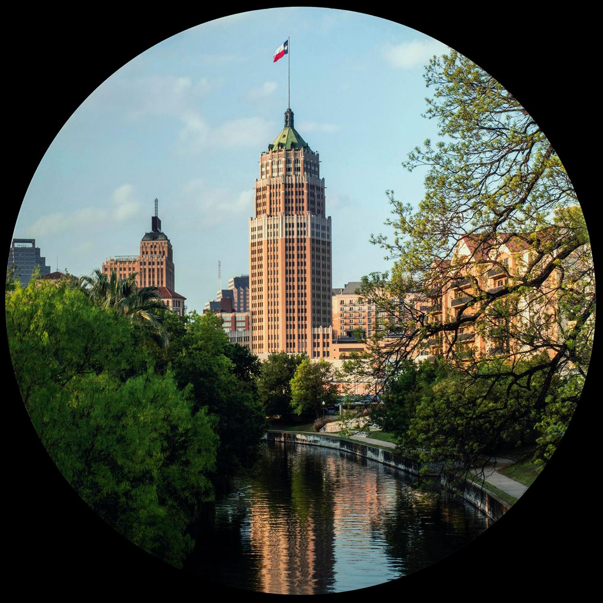 La Villa By The Riverwalk - Image 1