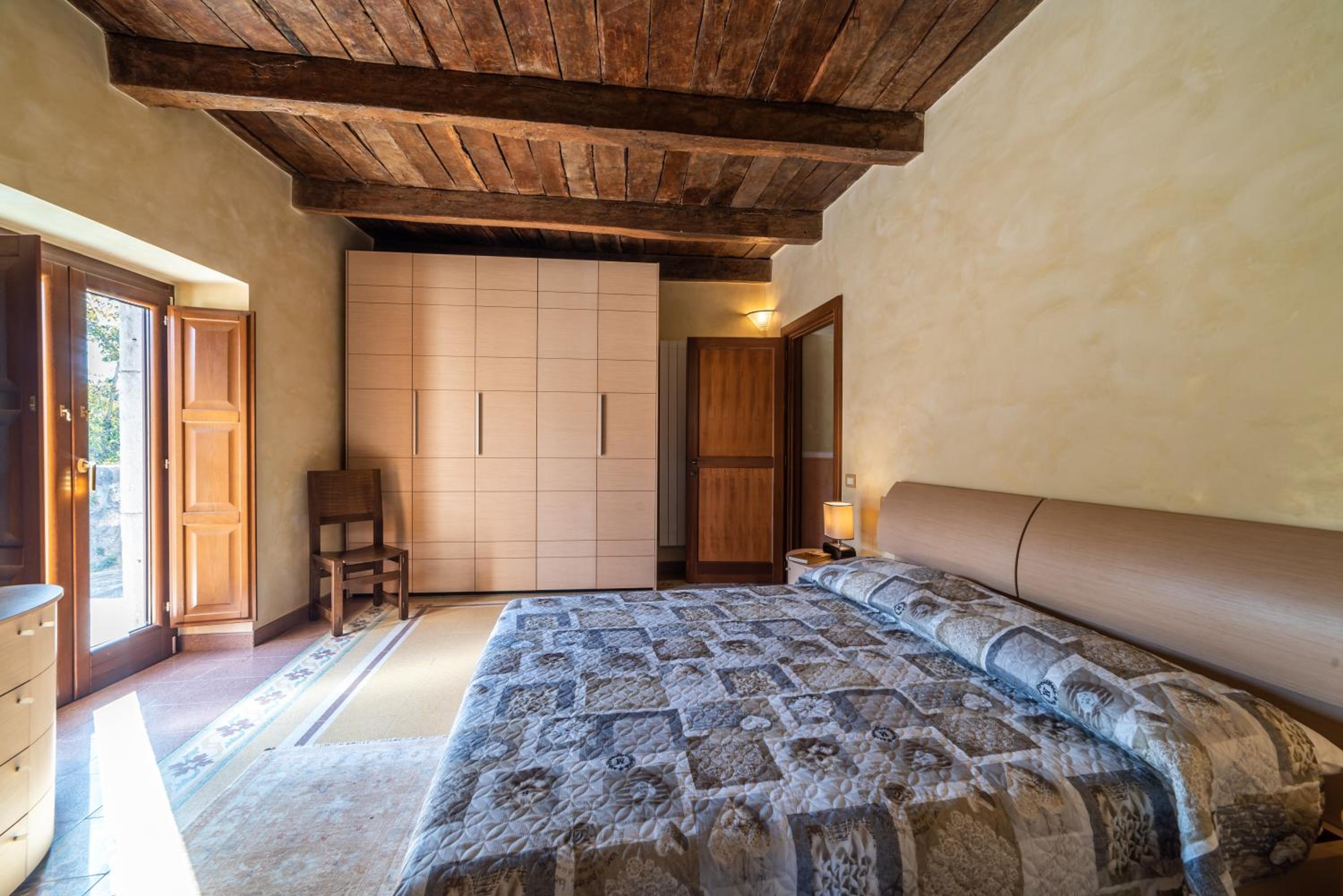 Photo 28