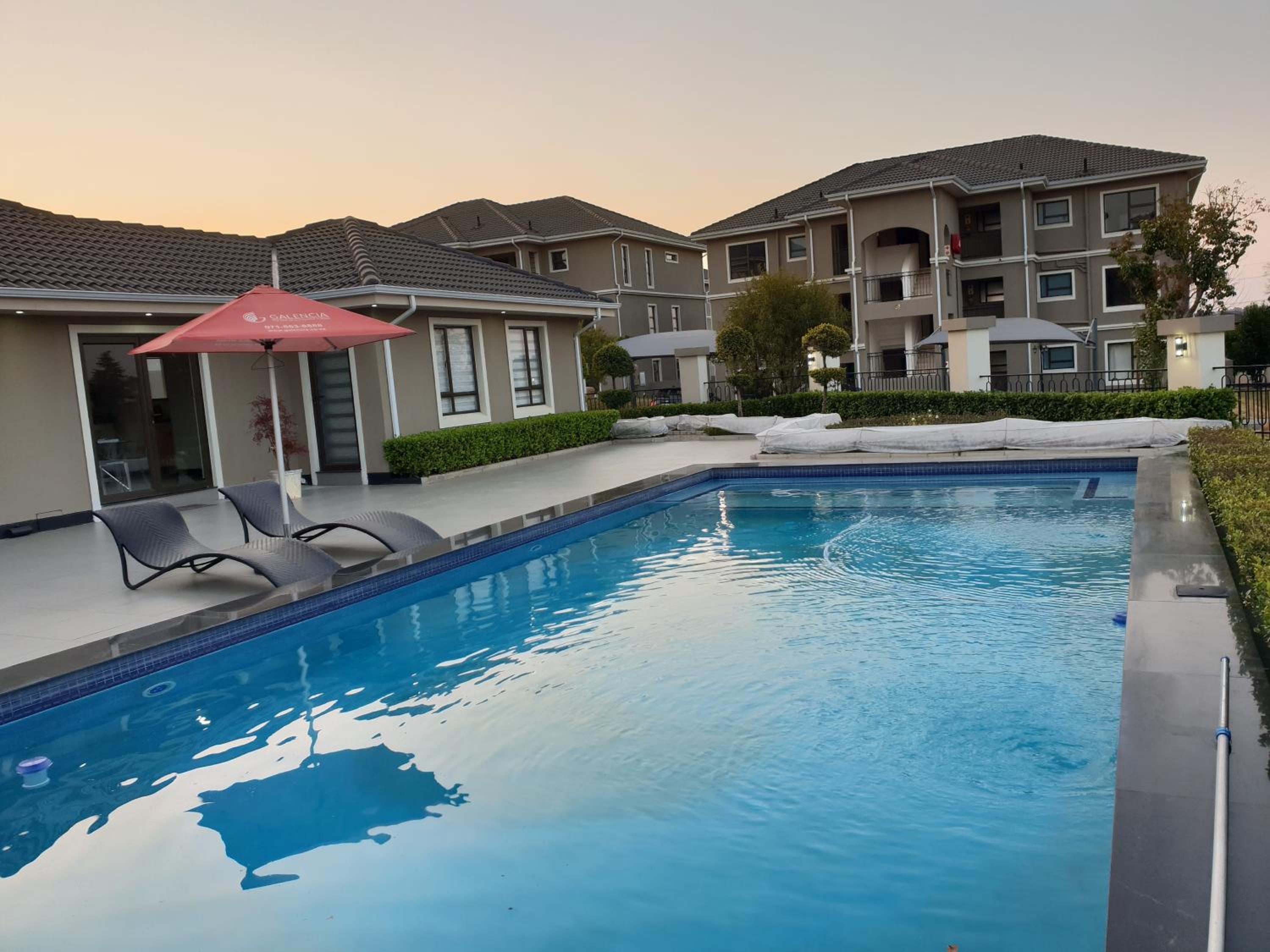 Hotel-styled apartment Spare room shared space Fourways view 4