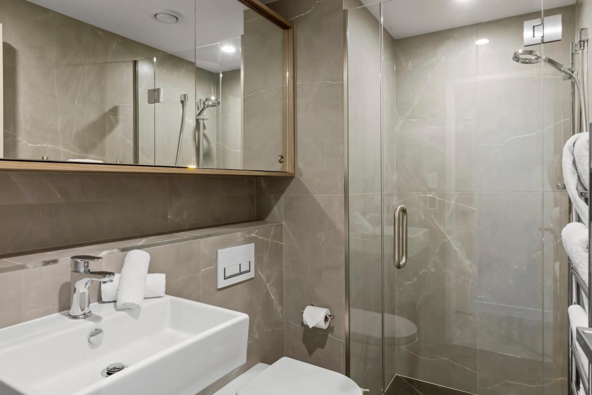 Riverview Penthouse - Apartment 19