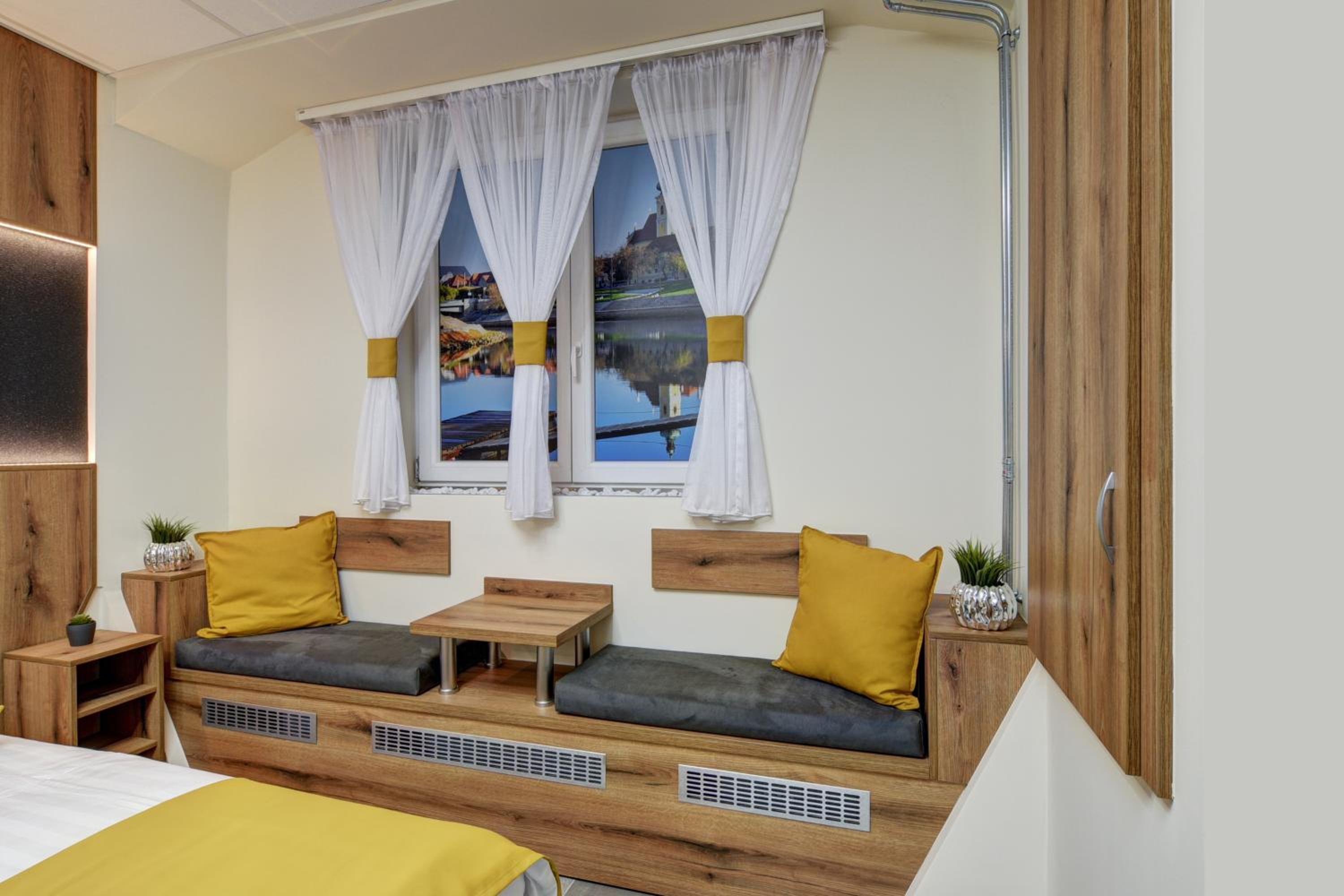 Riverside Inn - dunaparti luxus szuterén