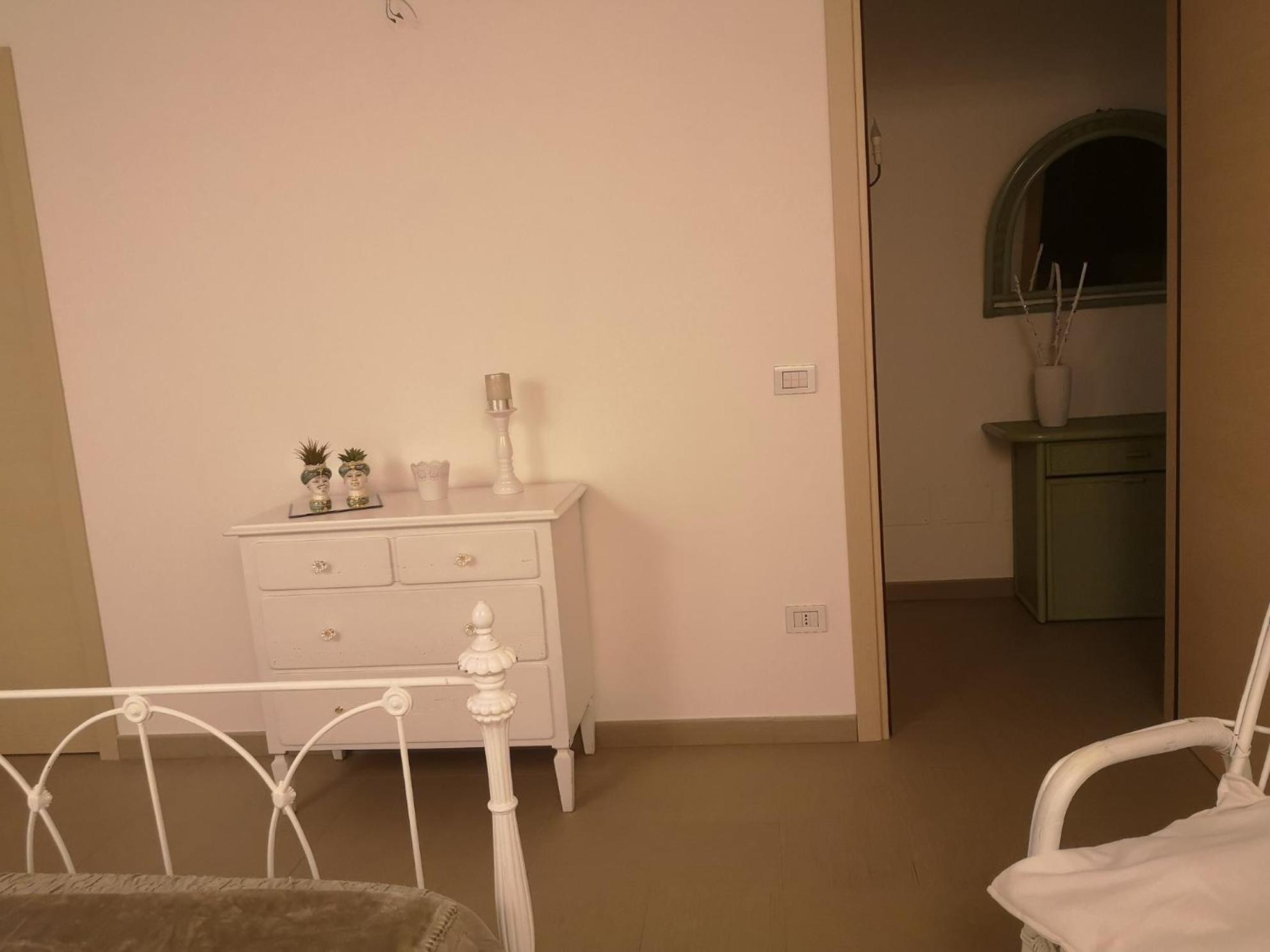 Photo 34