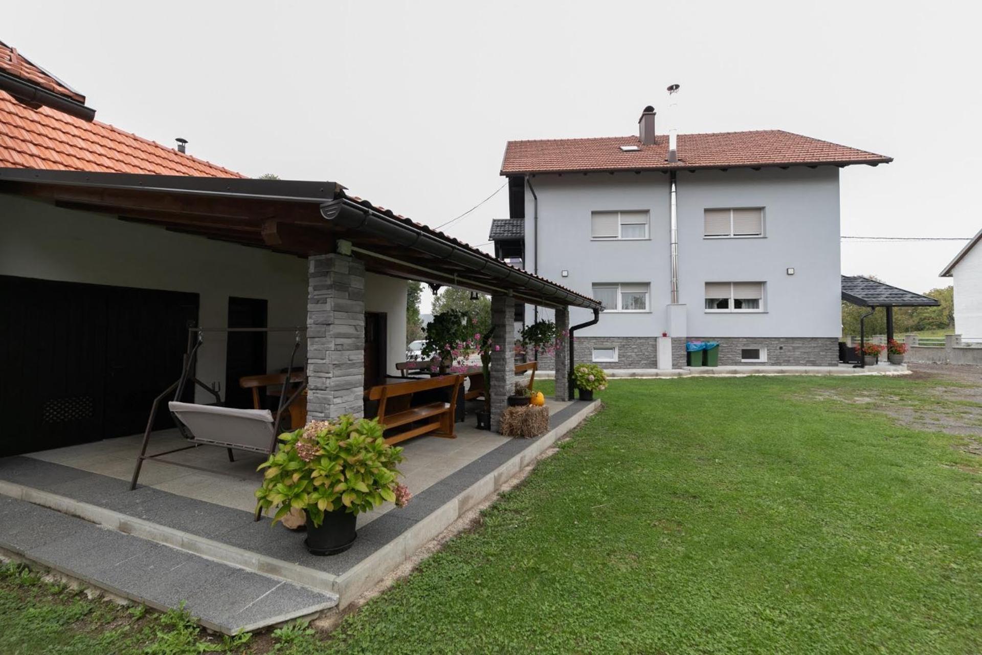 Apartman Gomirje view 4