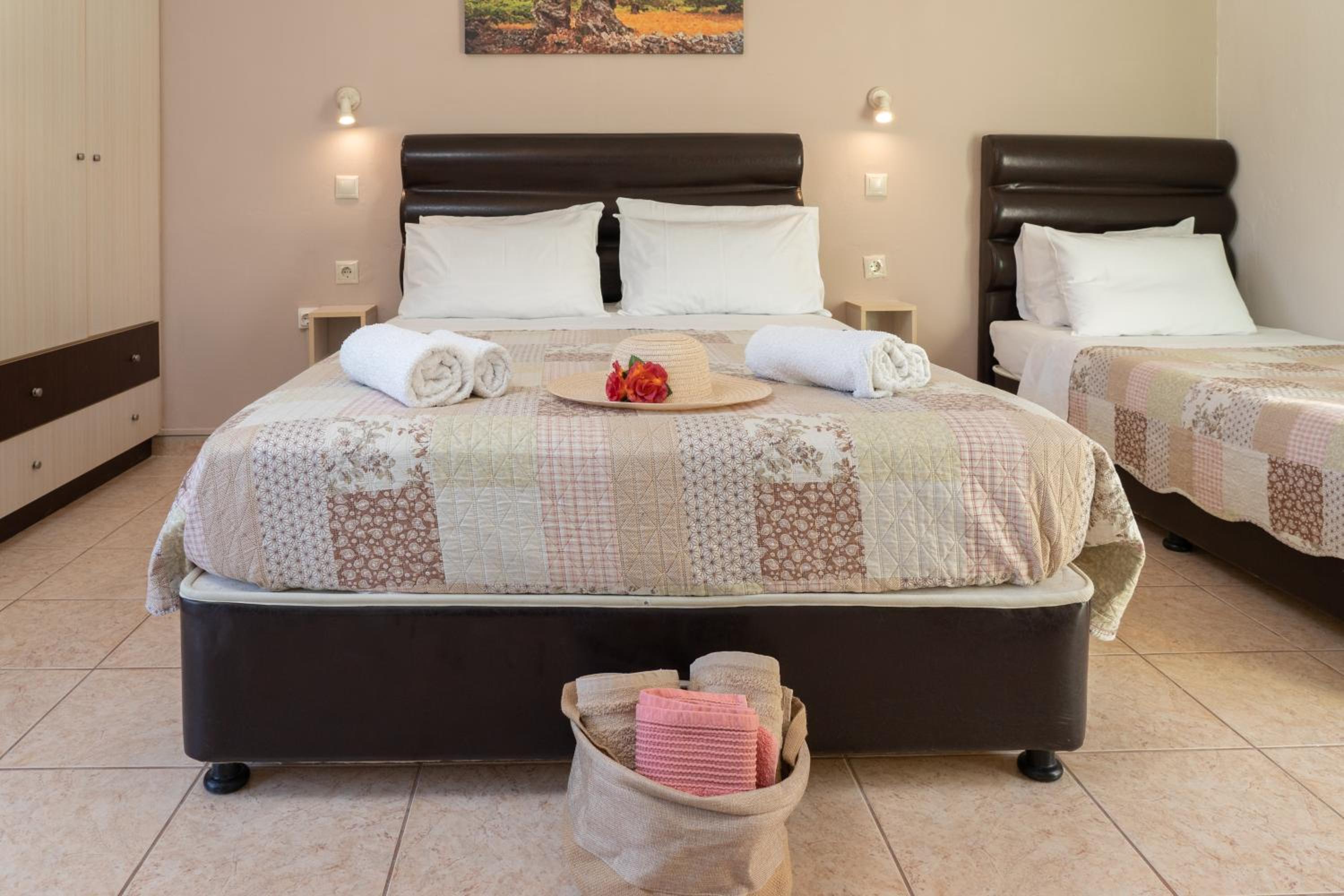 Minas Apartments
