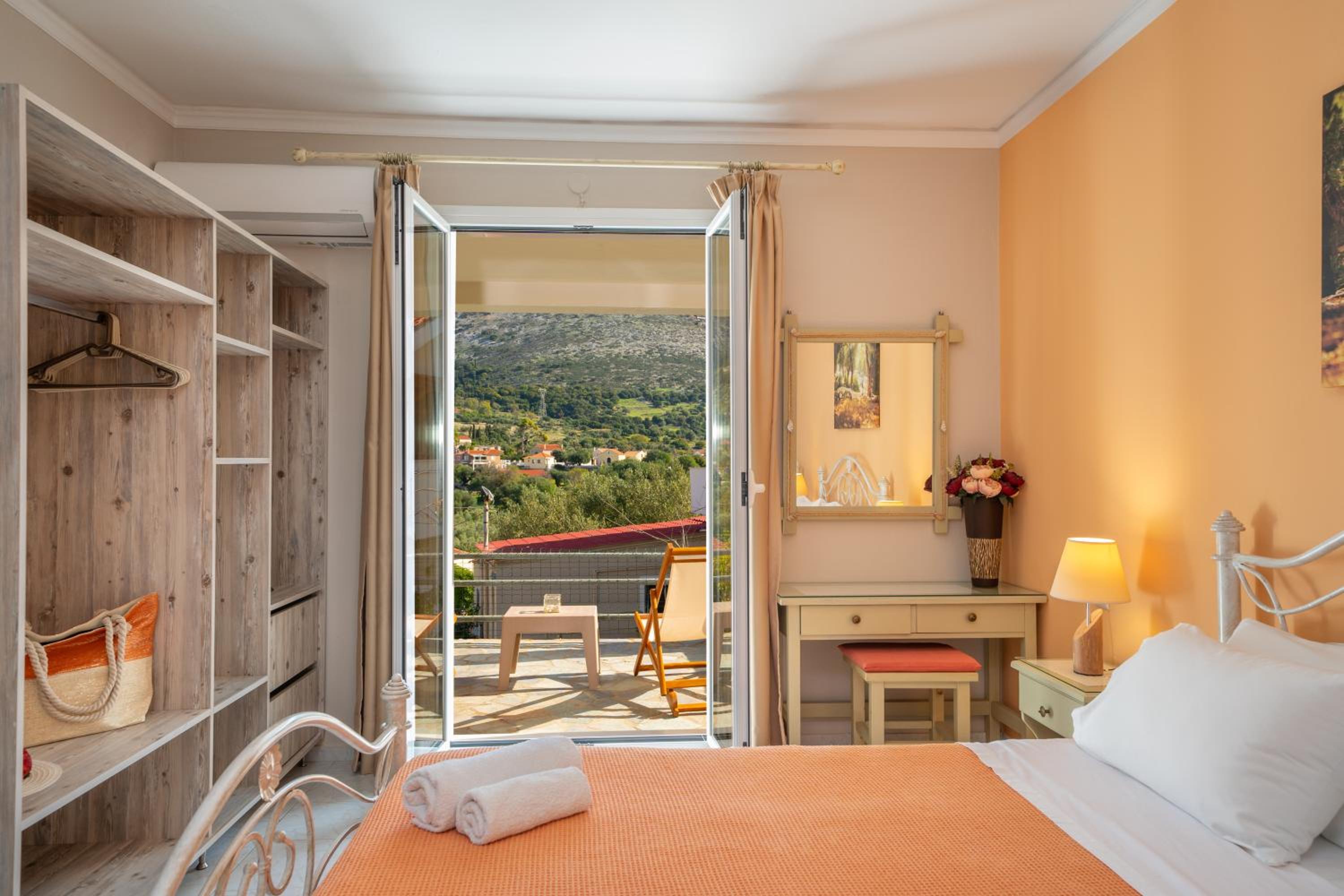 Minas Apartments