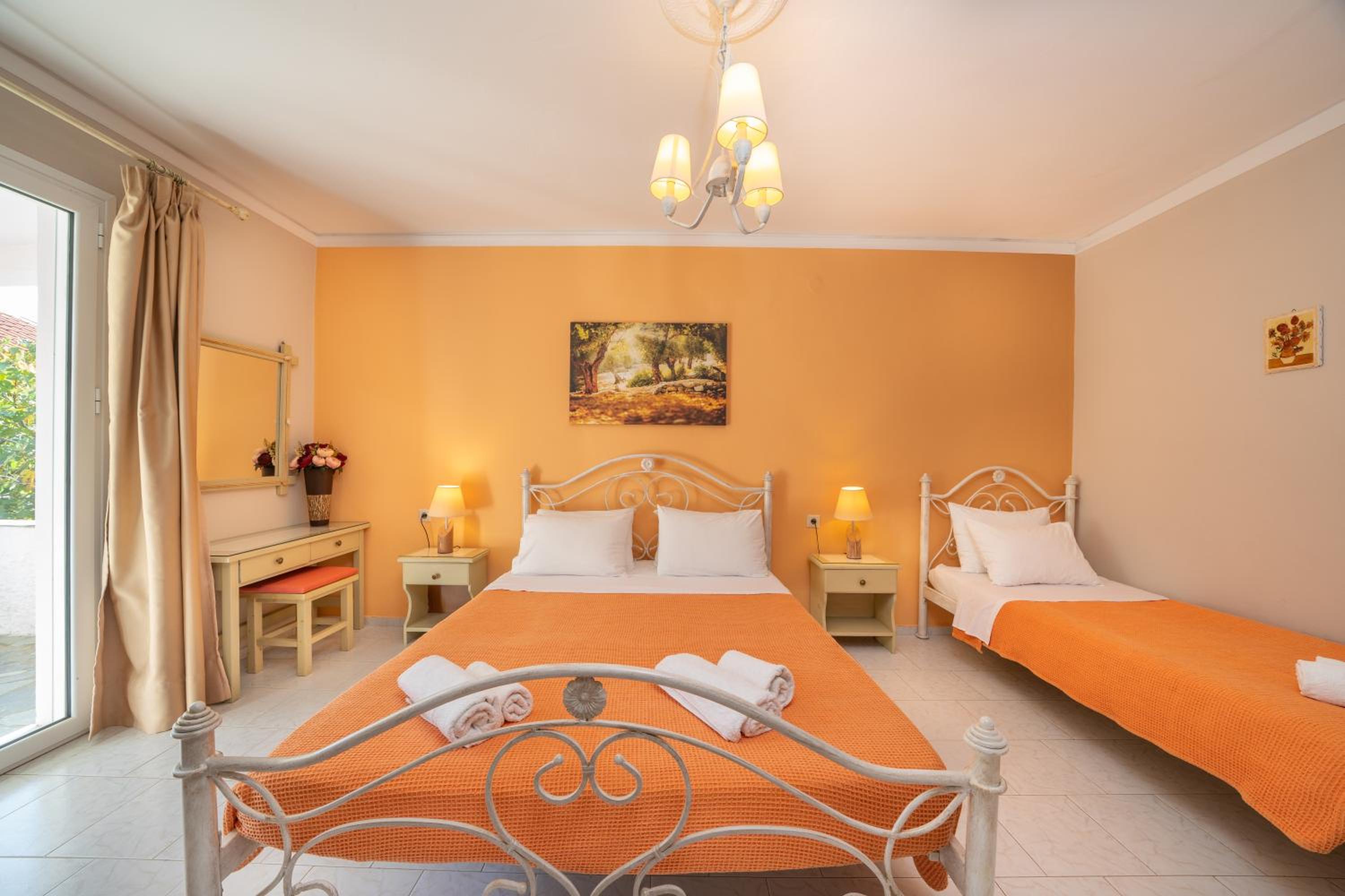 Minas Apartments
