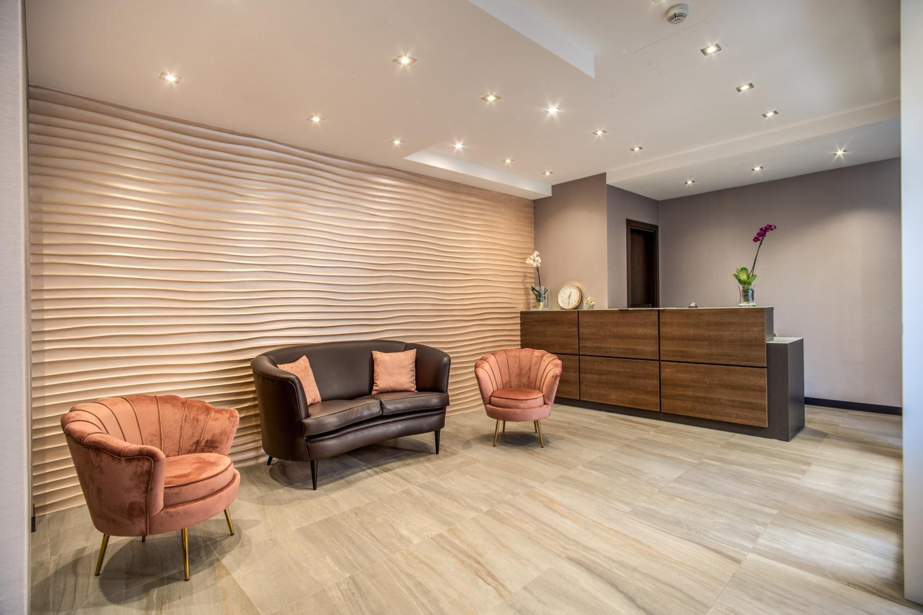 MZ HOTEL en Rome — recepcion & lobby