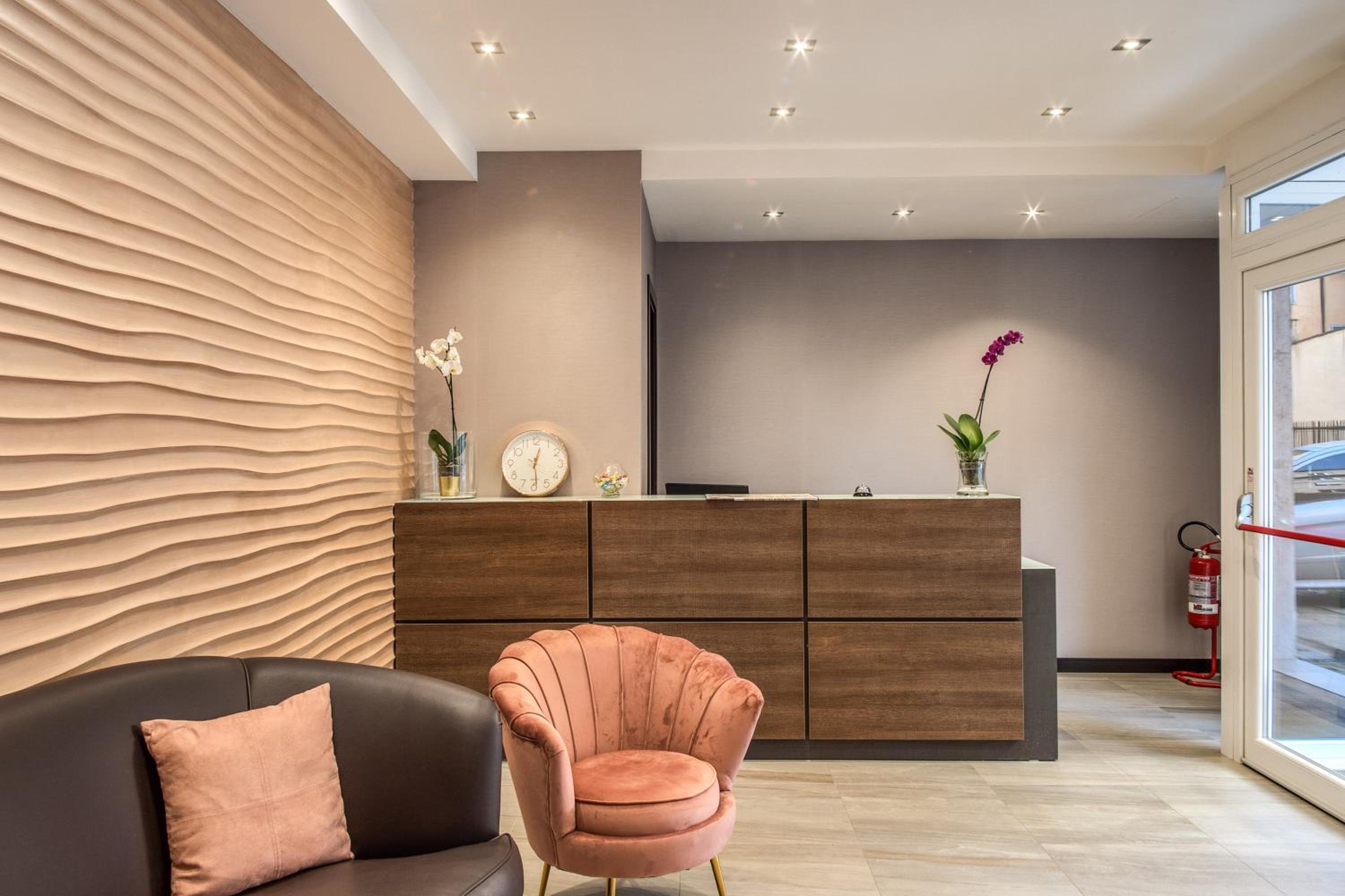 MZ HOTEL en Rome — recepcion & lobby