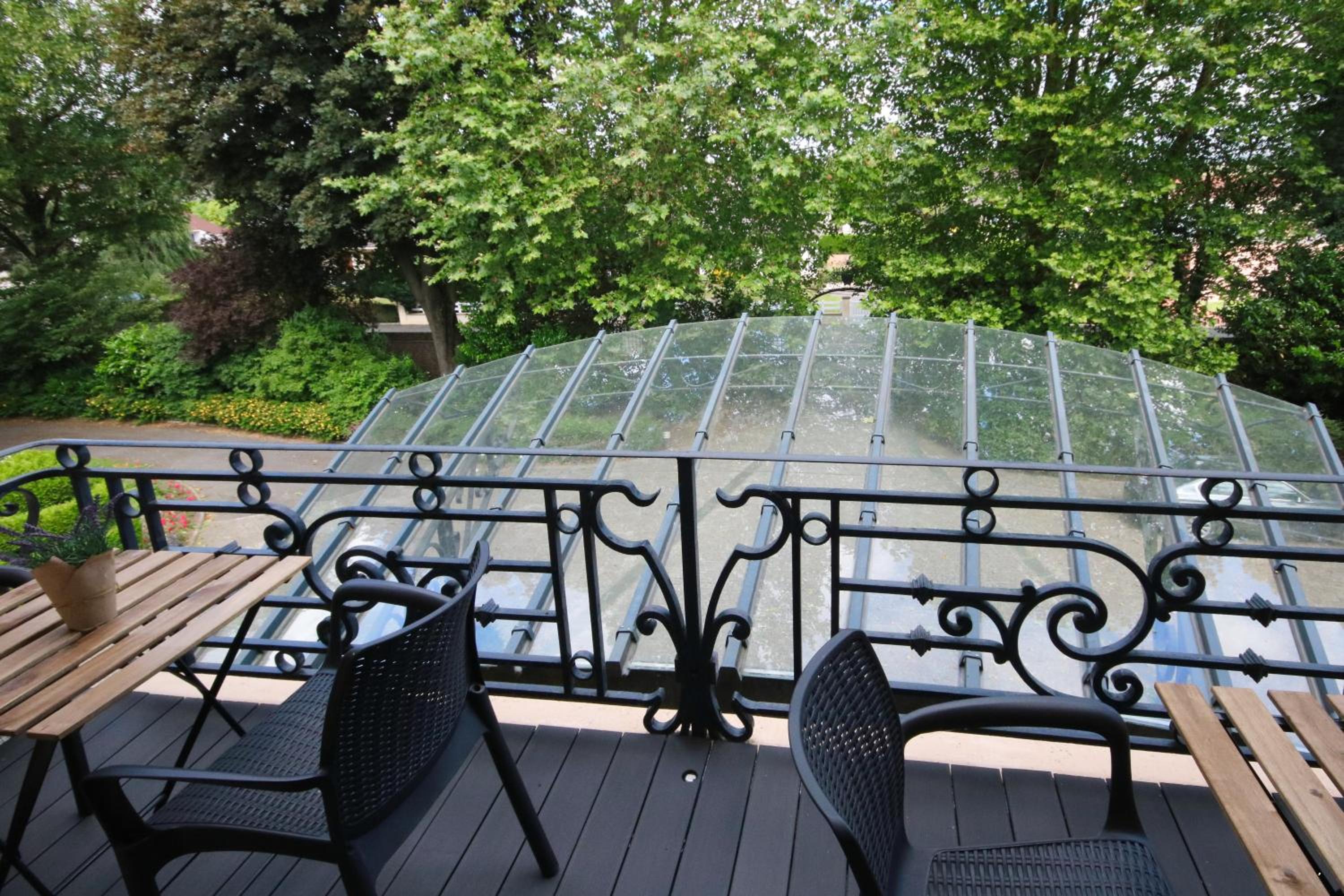 Le Manoir de la mantille view 2