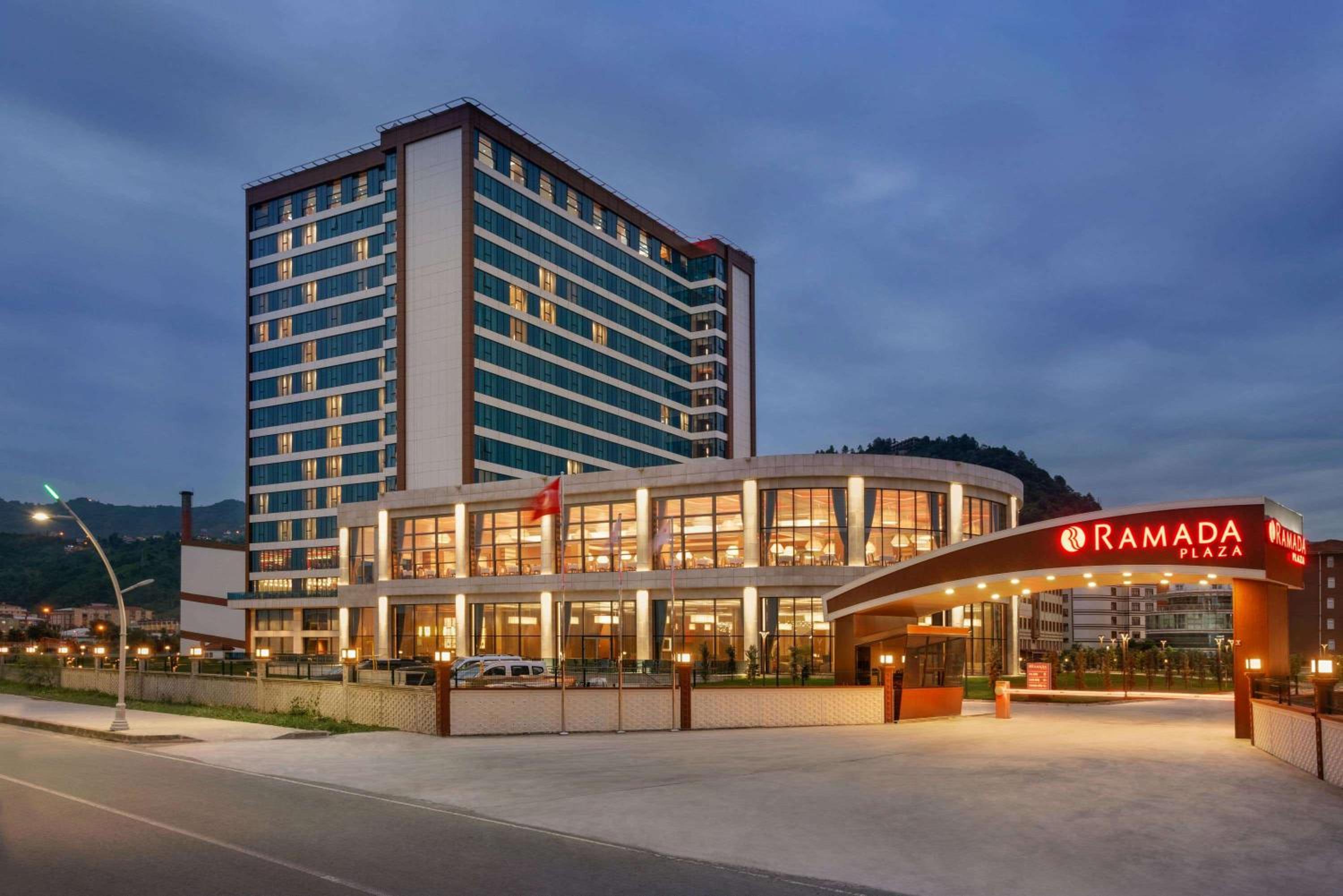 Hotel Ramada Plaza by Wyndham Rize - Image 1
