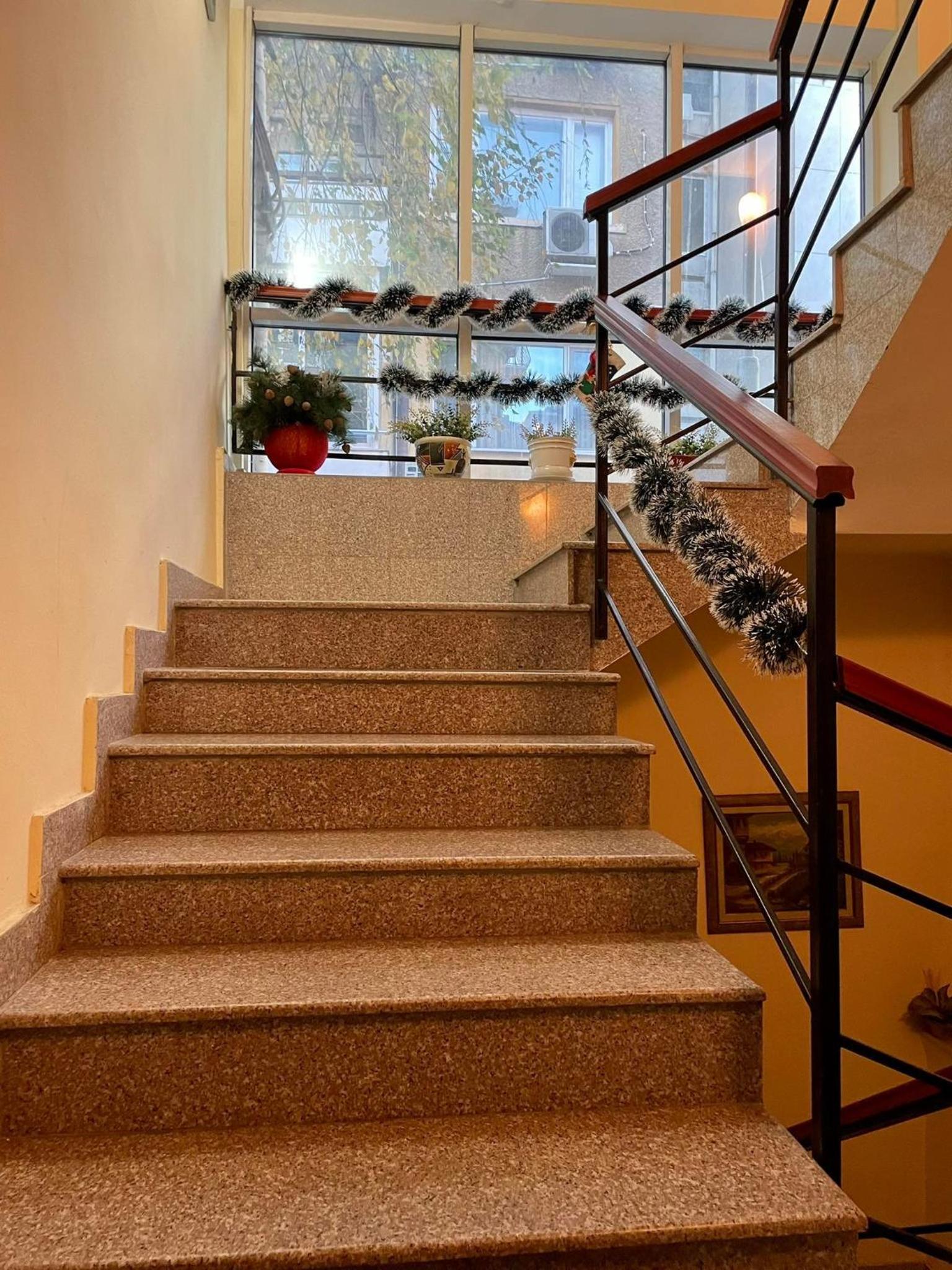 Venis House