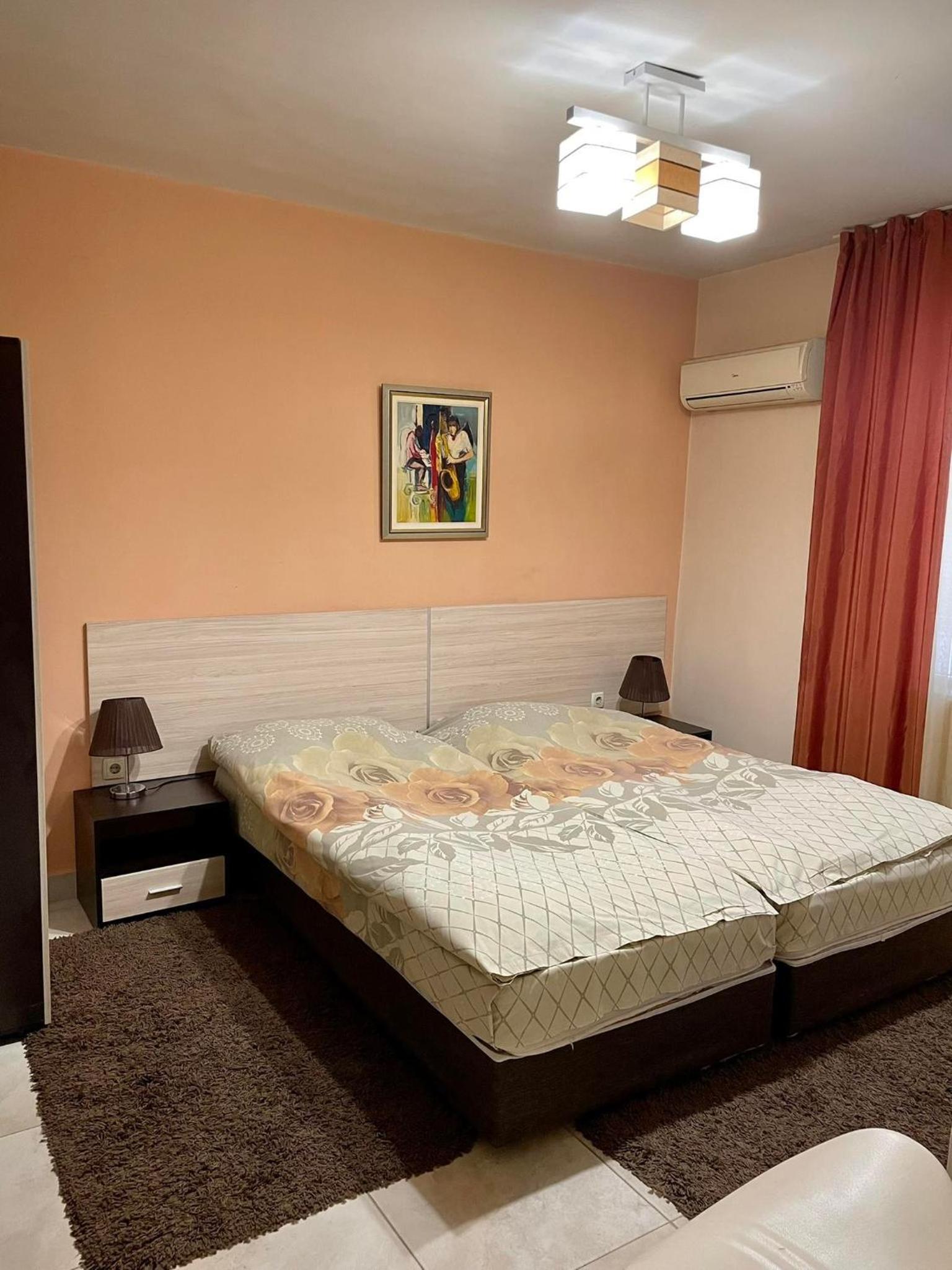 Venis House