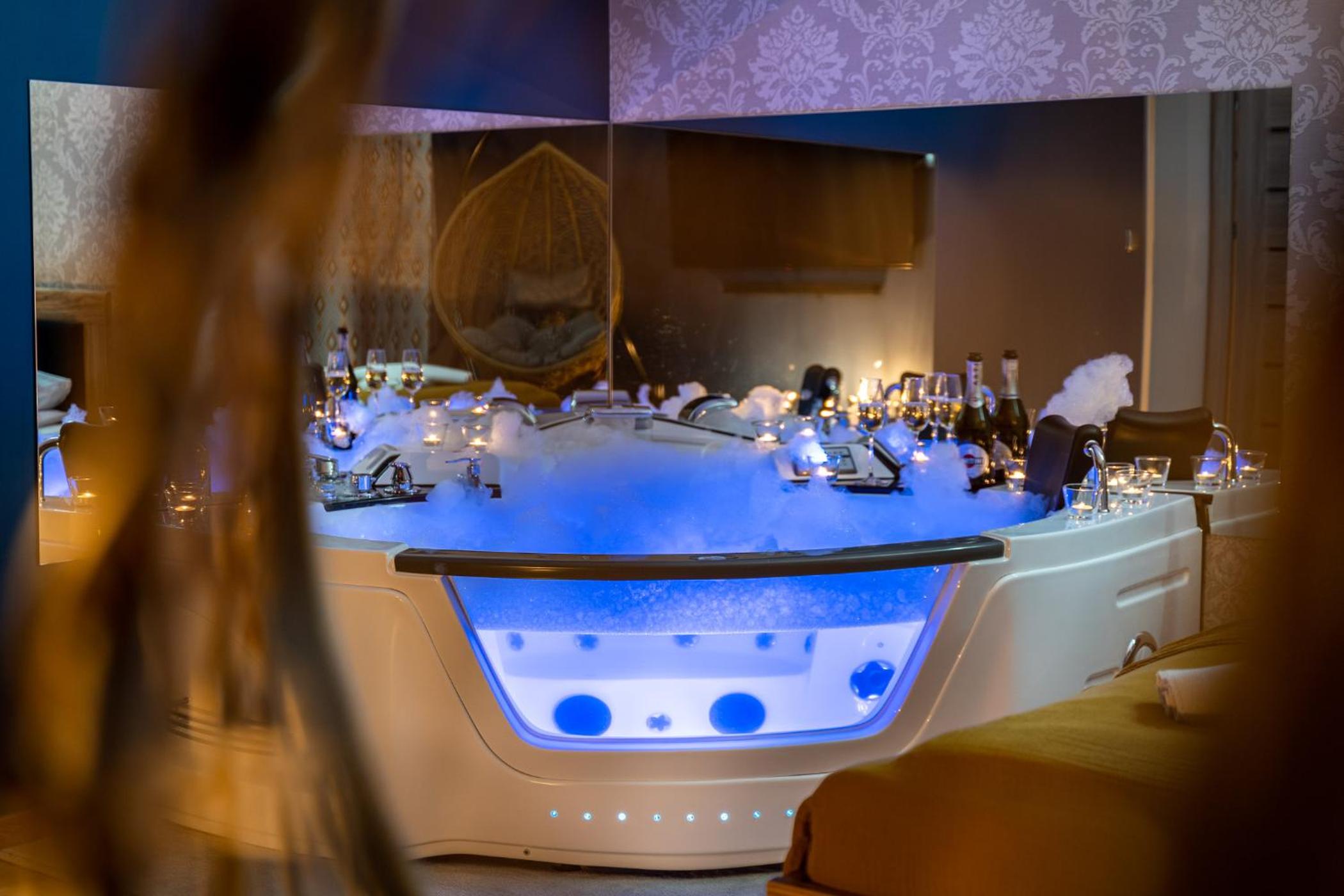 Jacuzzi