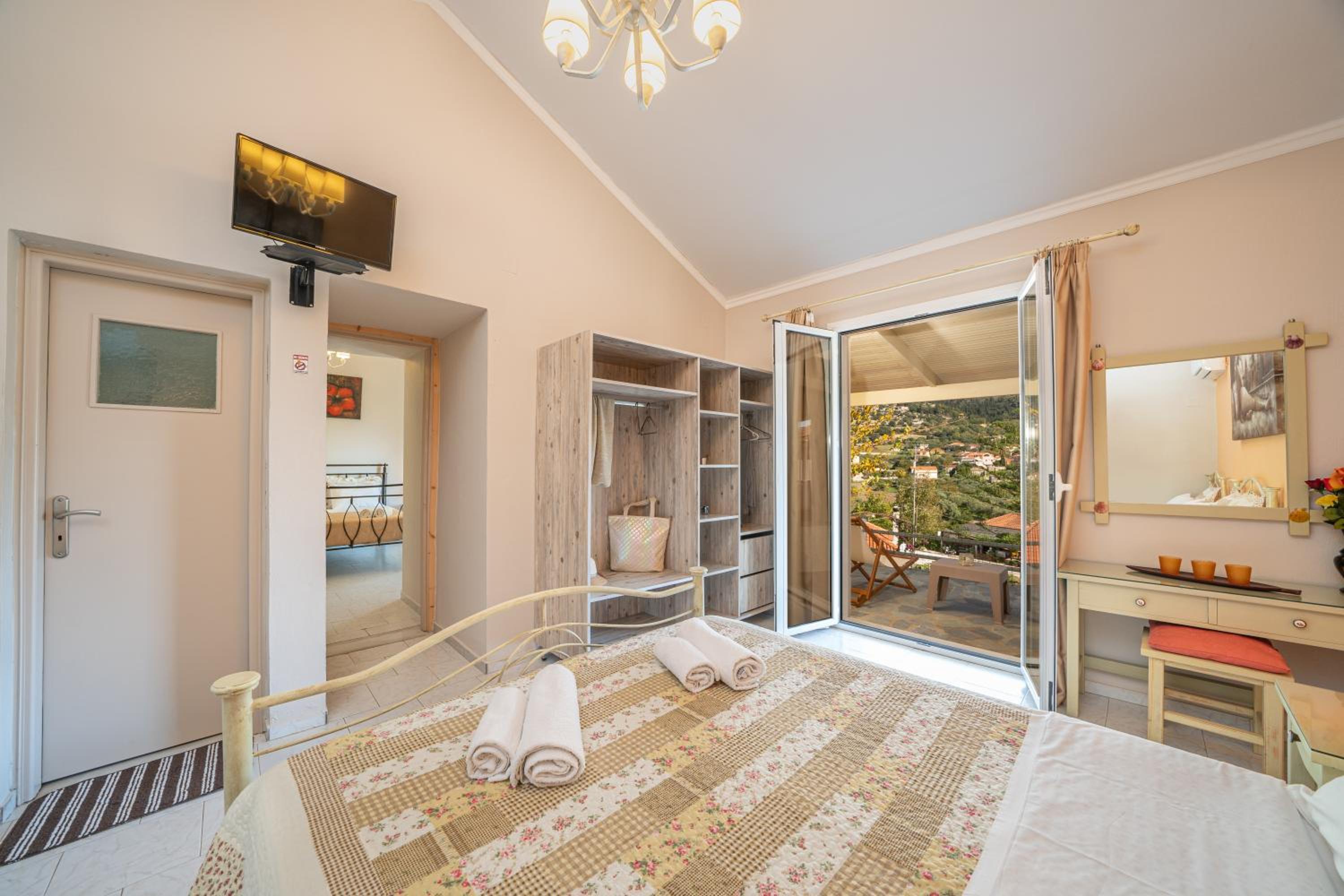 Minas Apartments