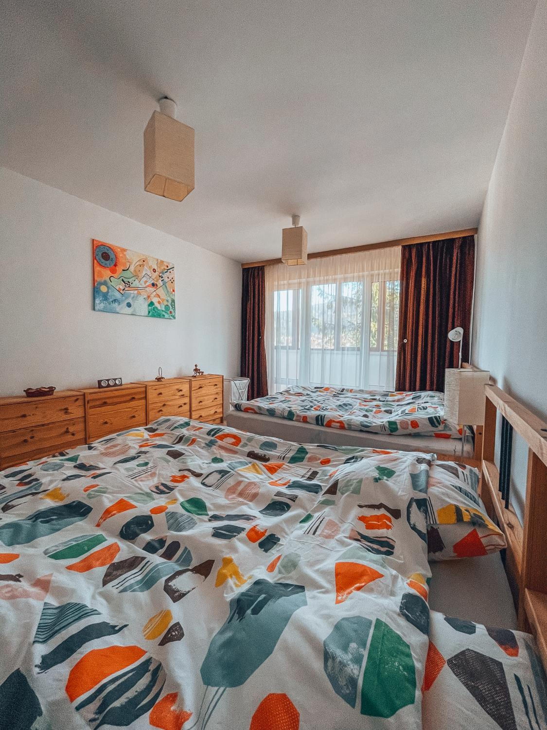 Sebiana en Buşteni — hotel room