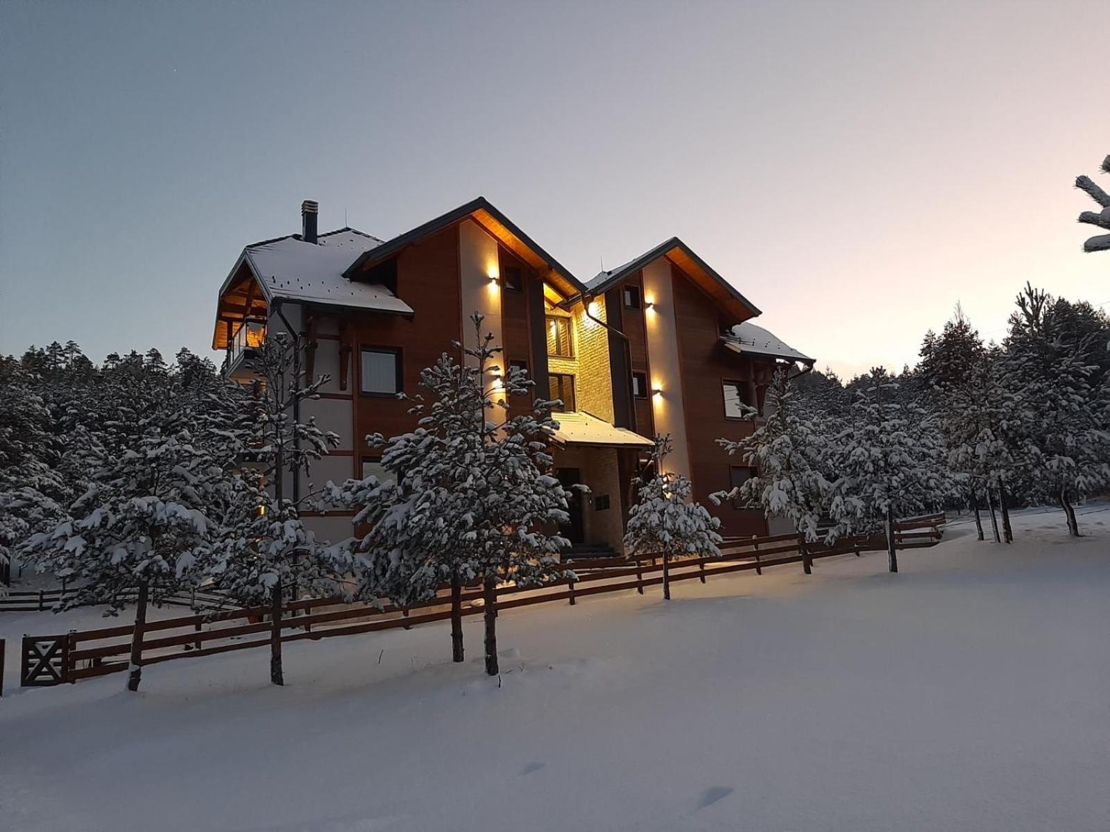 Vila Nordika Tornik view 2