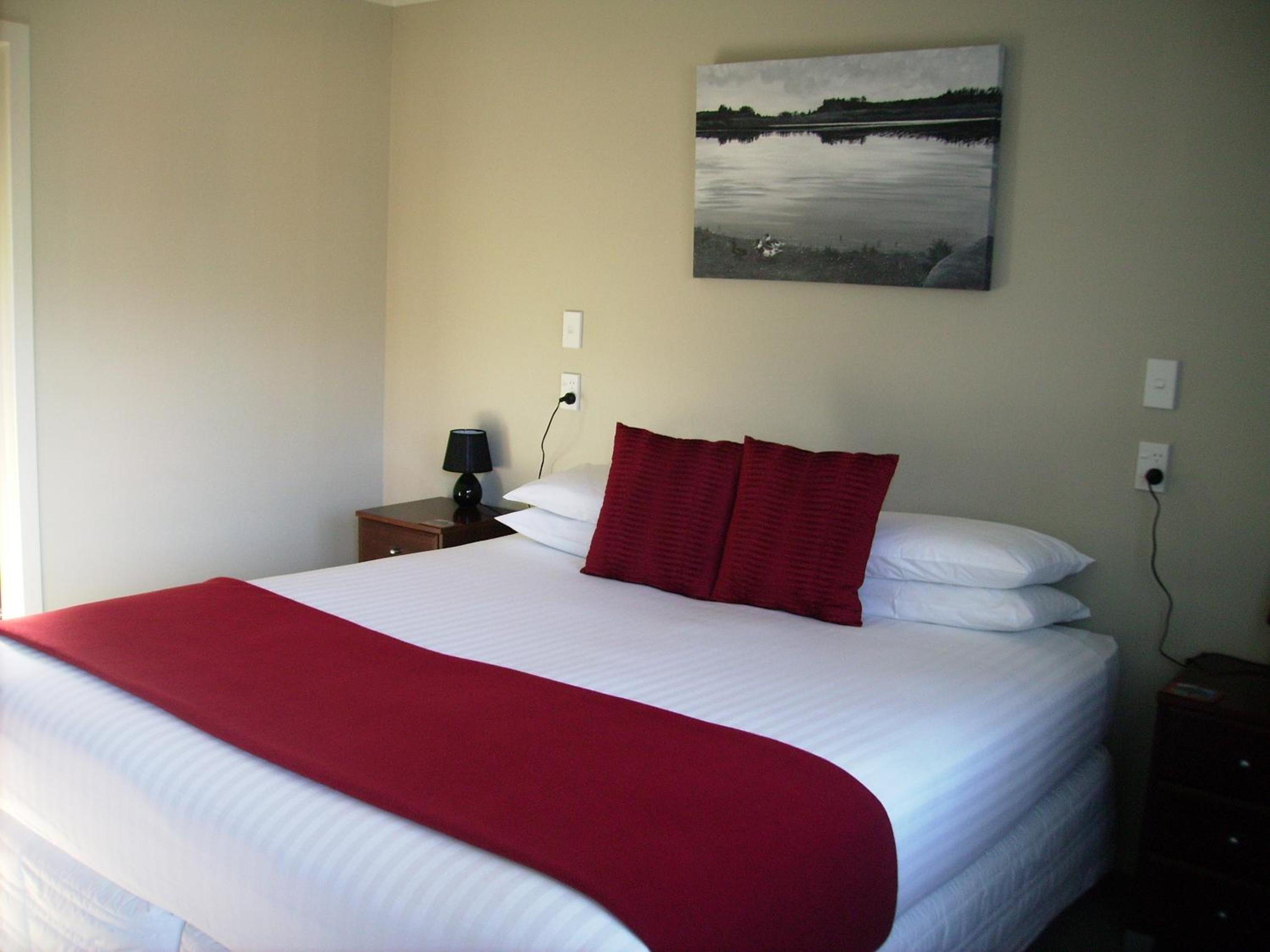 Albert Court Motor Lodge