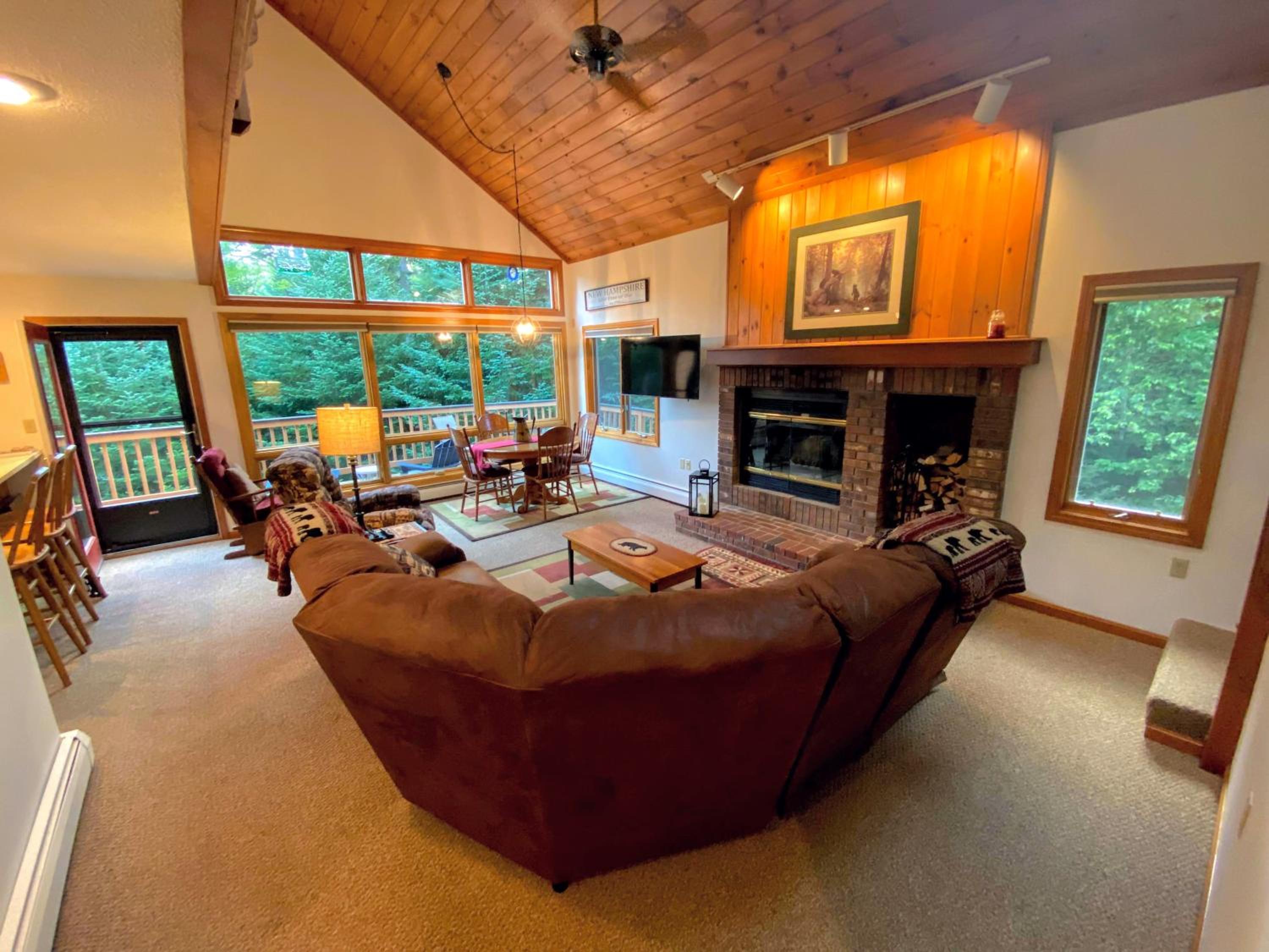 W2 Mount Washington Place Townhome for winter seasonal 1 minute to ski slopes reliable WiFi view 3
