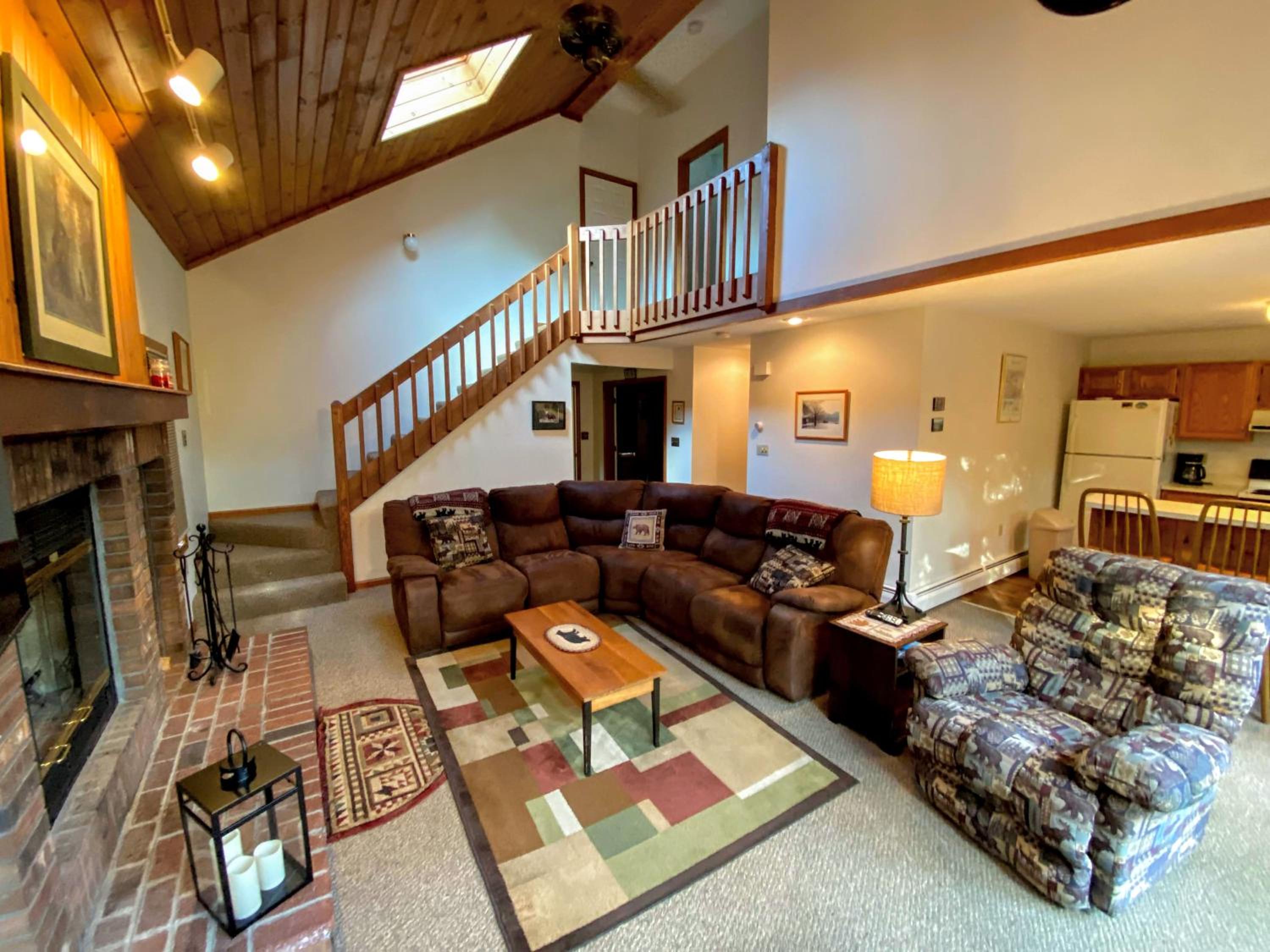W2 Mount Washington Place Townhome for winter seasonal 1 minute to ski slopes reliable WiFi view 5
