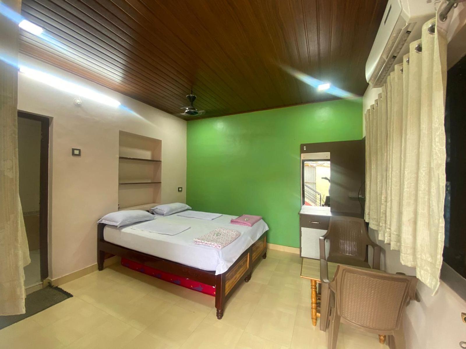 Manasa guest House