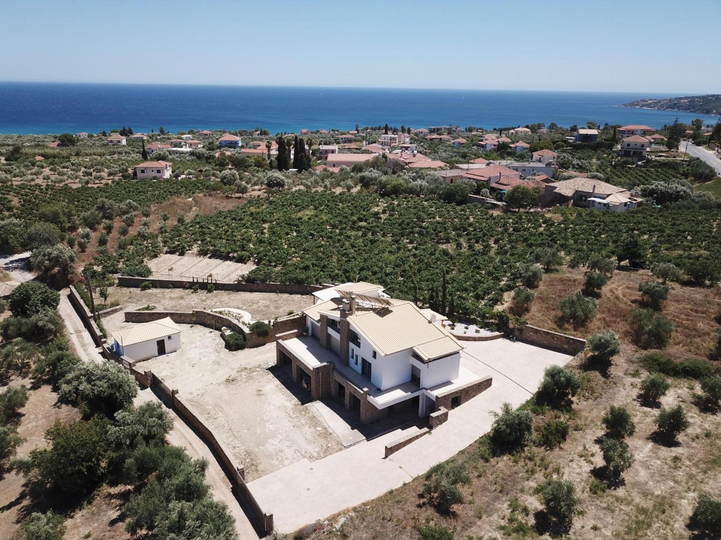 Asini Vacations - ASSINI View - Property Image 8