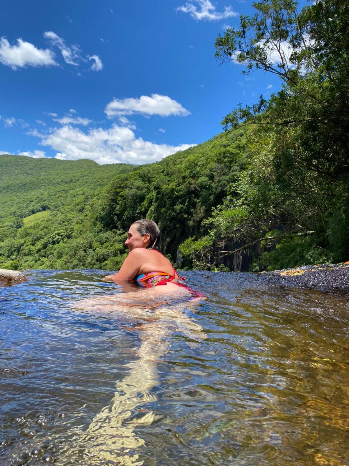 Cachoeira dos Borges Cabanas e Parque