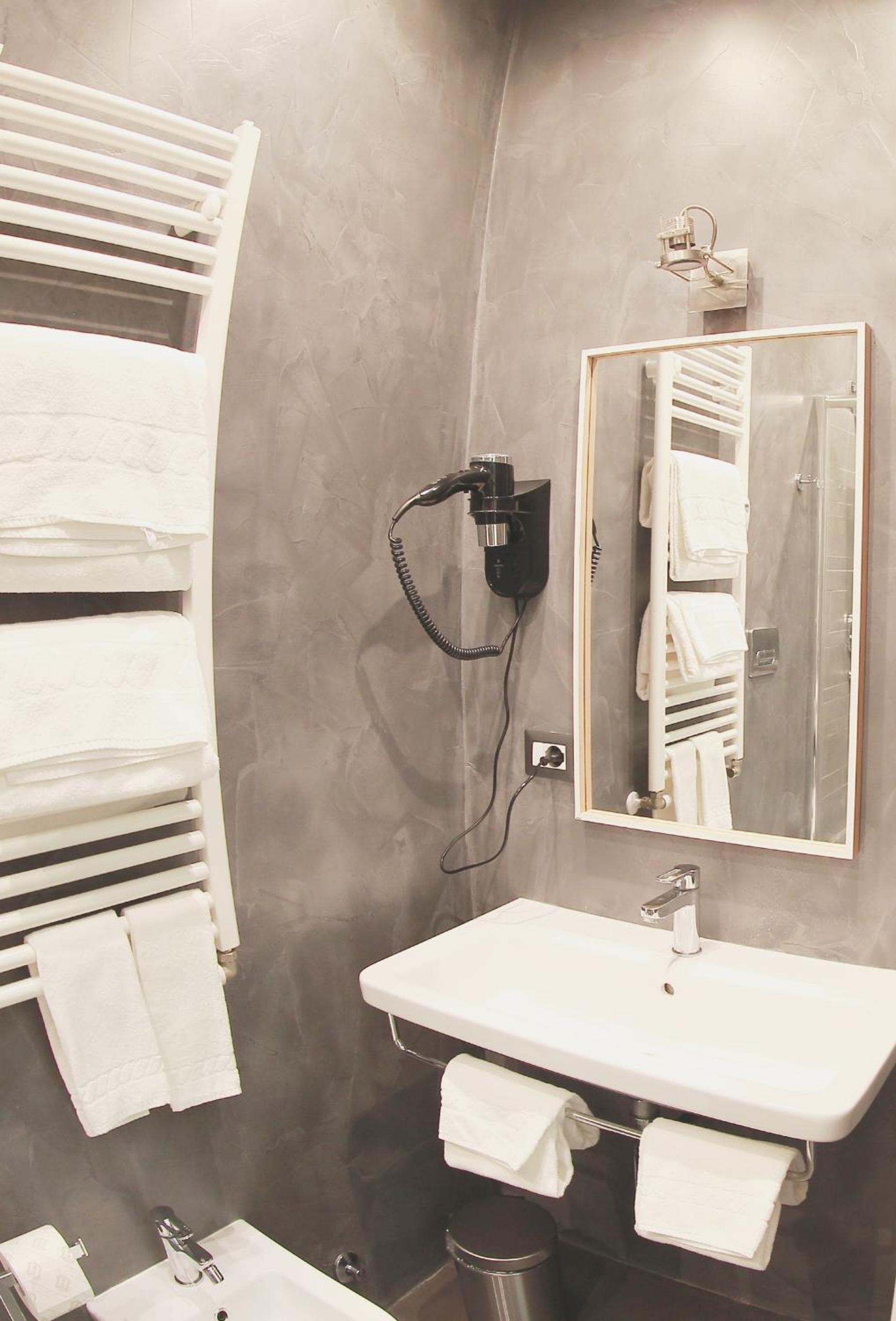 WE LOVE ROMA Guest House