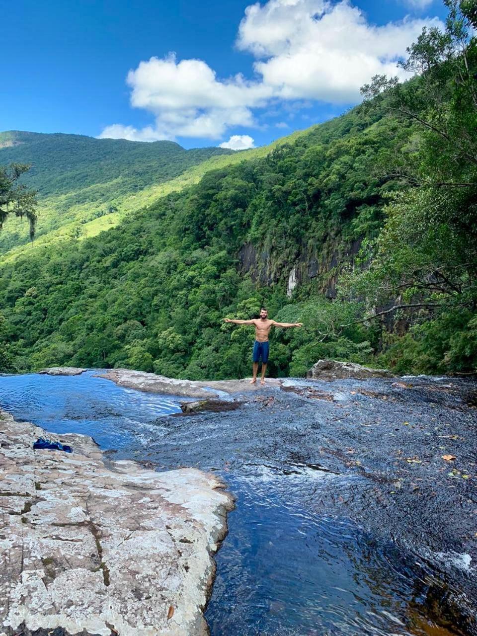 Cachoeira dos Borges Cabanas e Parque