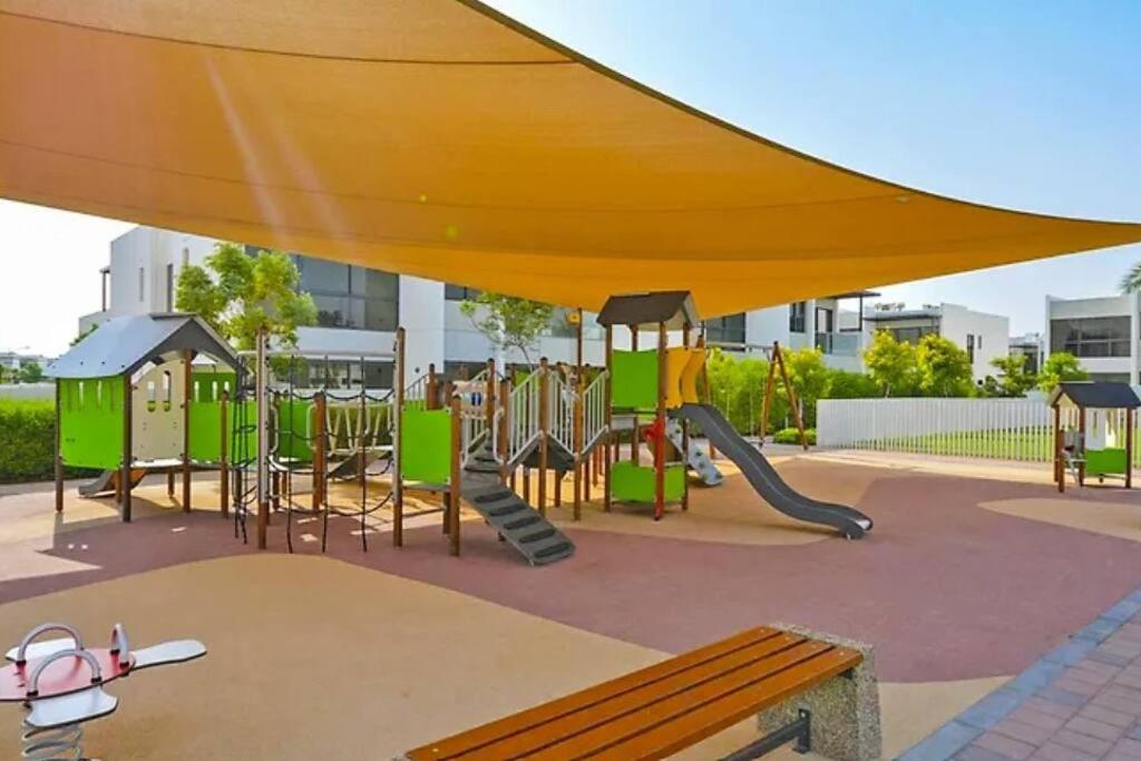 Upgraded spacious 3BR+Maid Villa