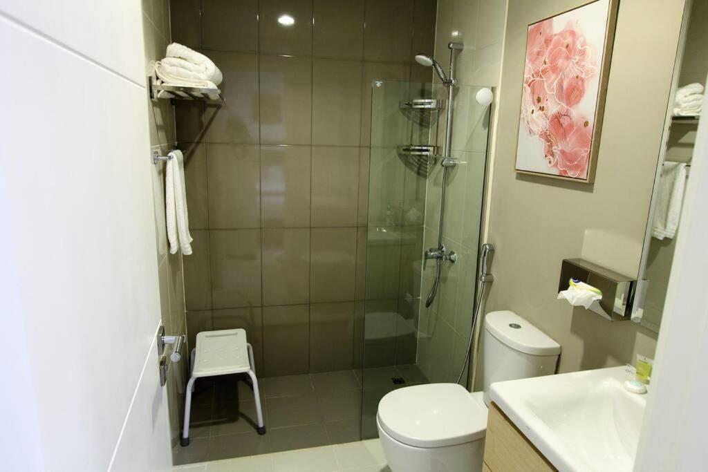 Upgraded spacious 3BR+Maid Villa