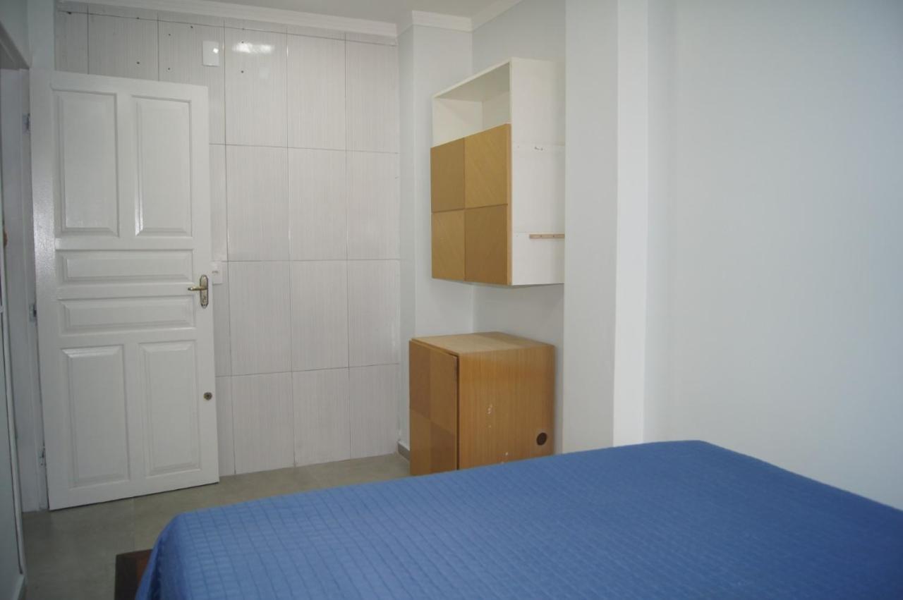 Casa com 2 quartos à 200 m da da praia c/ churrasqueira
