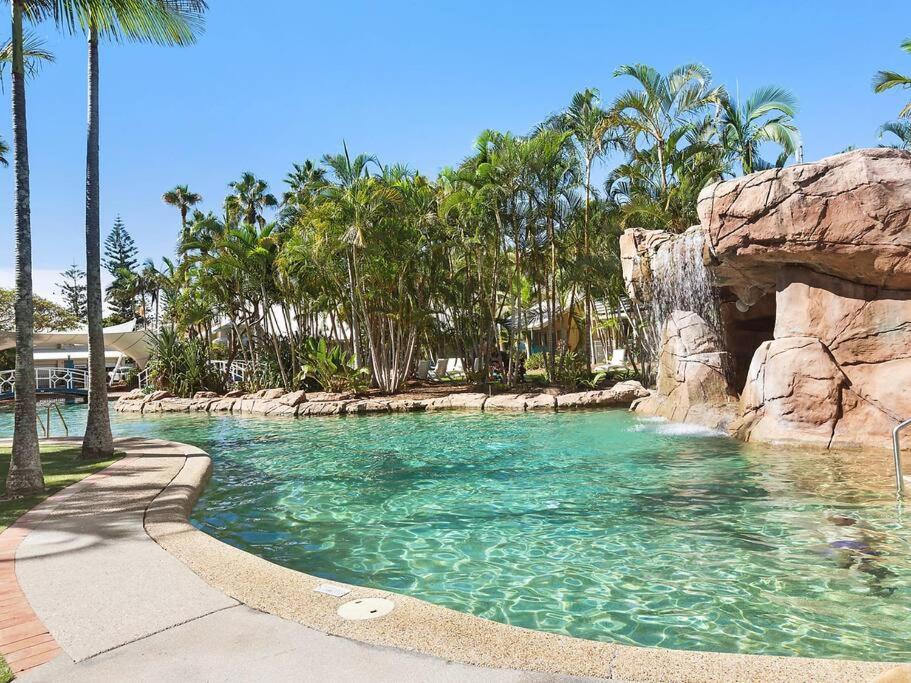 Diamond Beach 165
