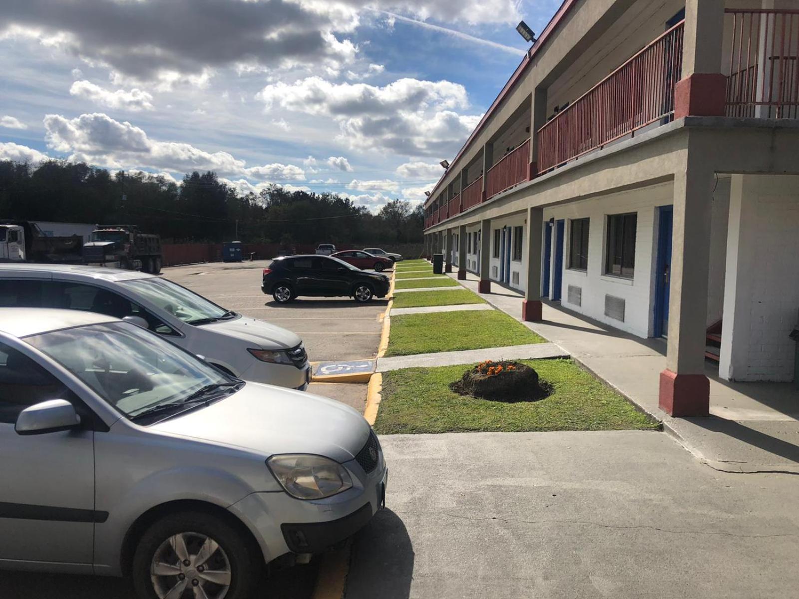 Executive Inn & Suites view 4