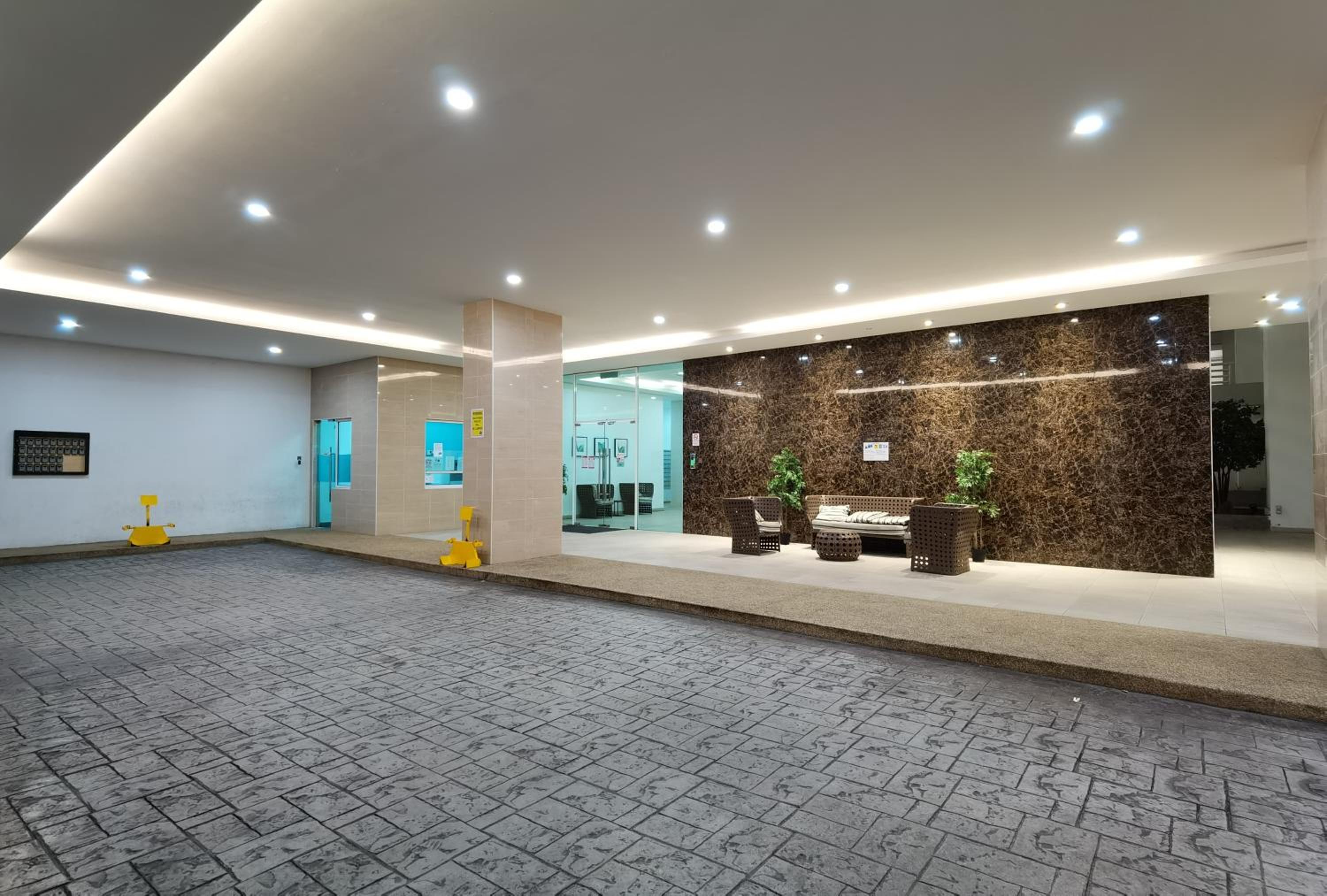 JB City Pinnacle Tower @Pinpoint Vacation Homes