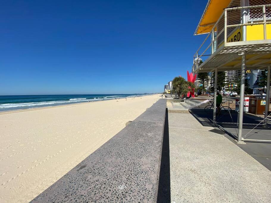 Beachfront Luxury in Soul Surfers Paradise 9th