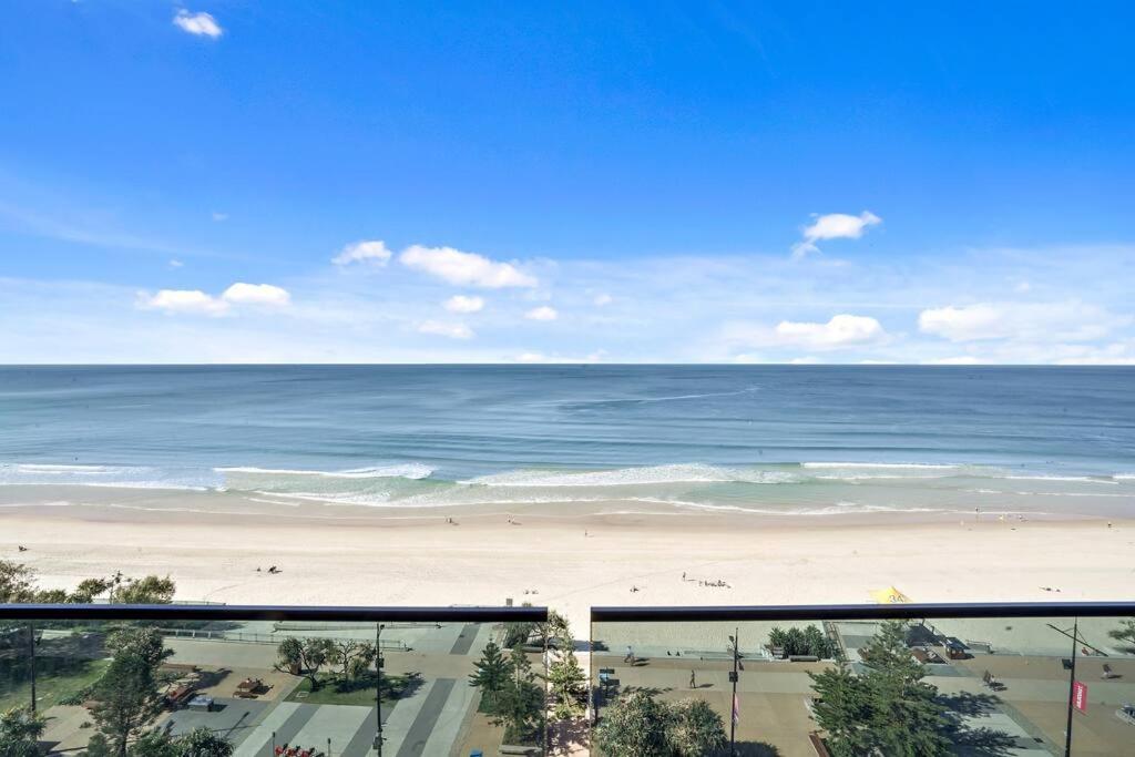 Beachfront Luxury in Soul Surfers Paradise 9th