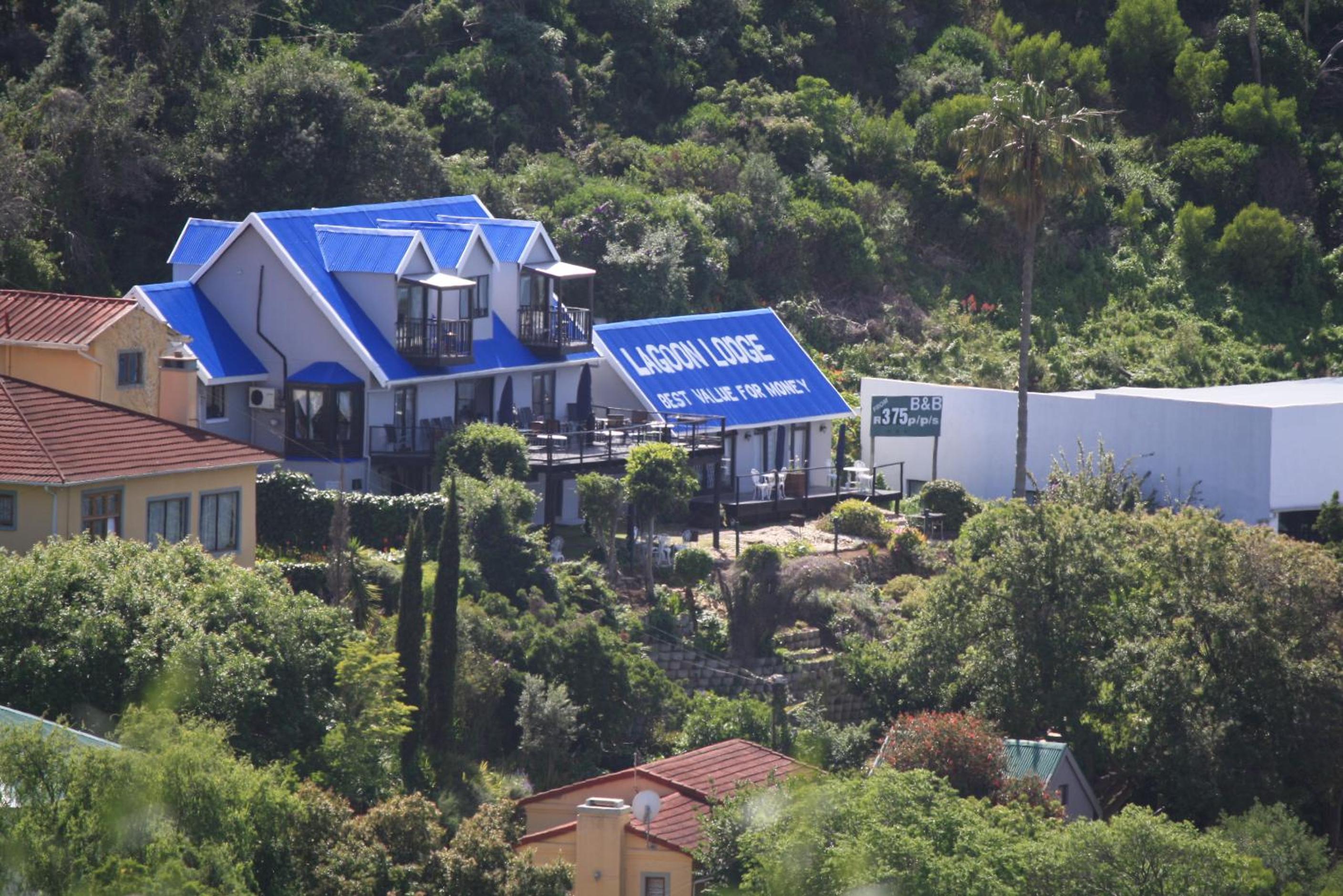 Lagoon Lodge