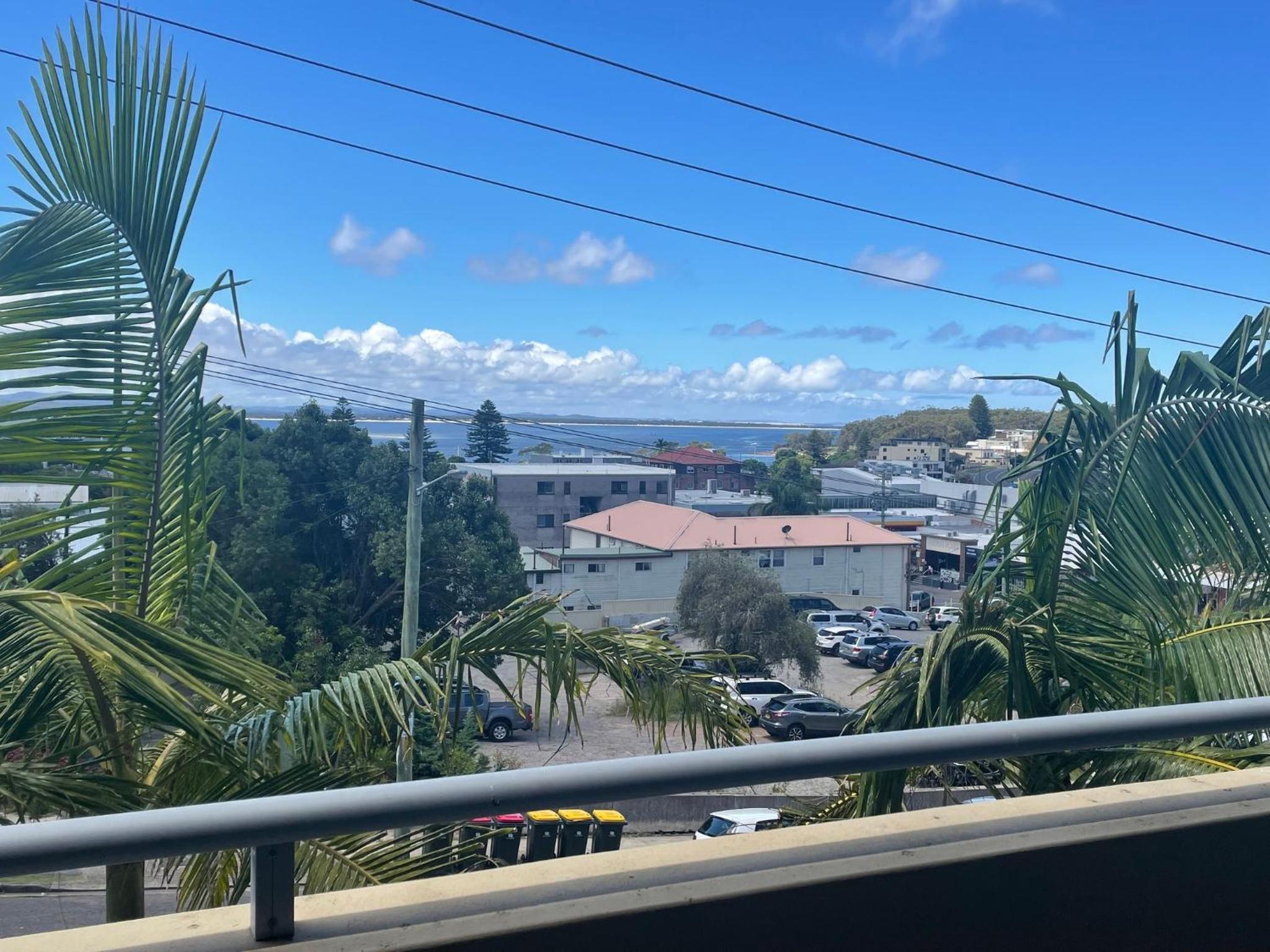 Bayview Apartments 10 42 Stockton St - Stylish apartment with air conditioning and Wi-Fi conveniently located in the heart of Nelson Bay