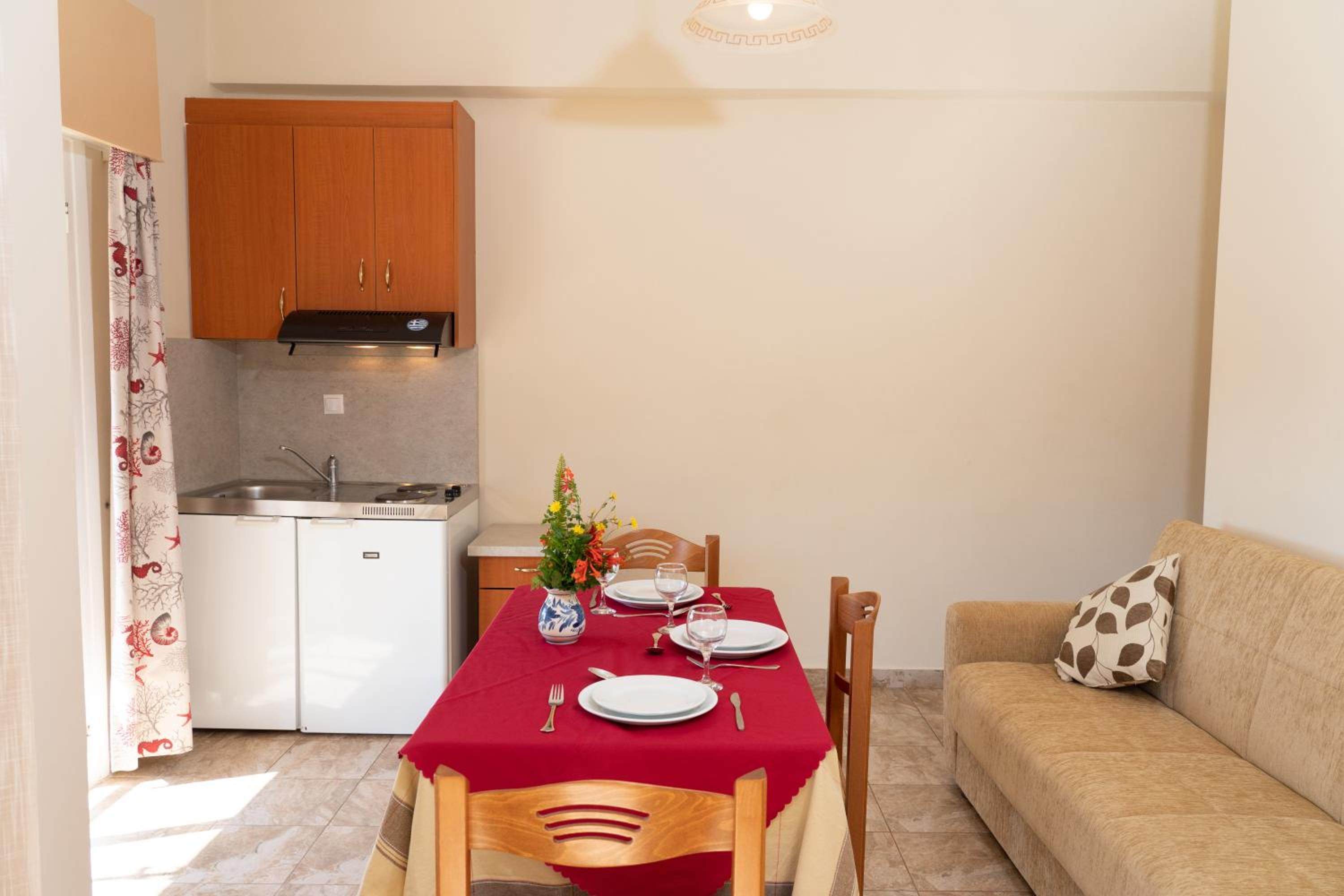 Lorenzo House Apartments