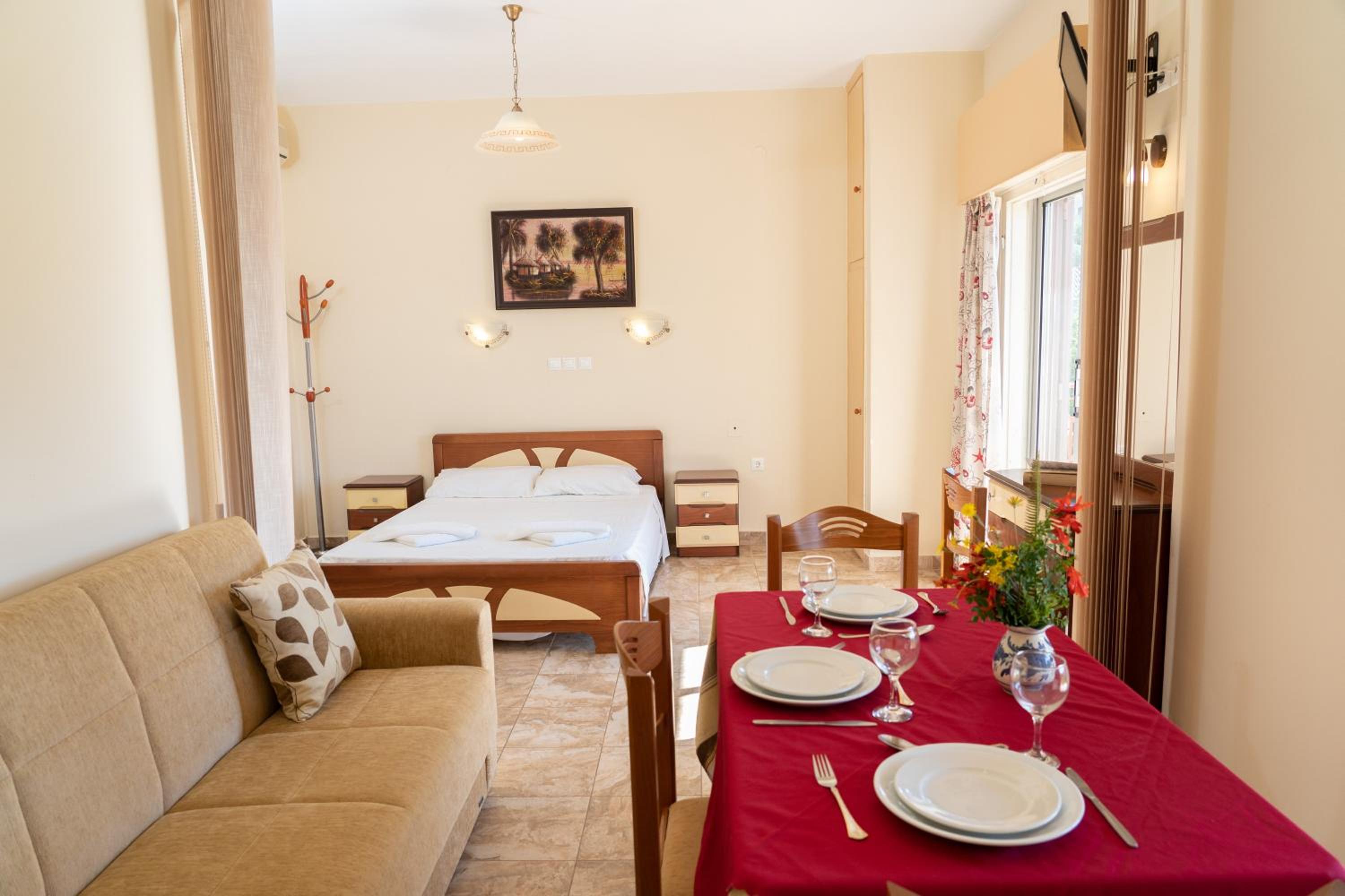 Lorenzo House Apartments