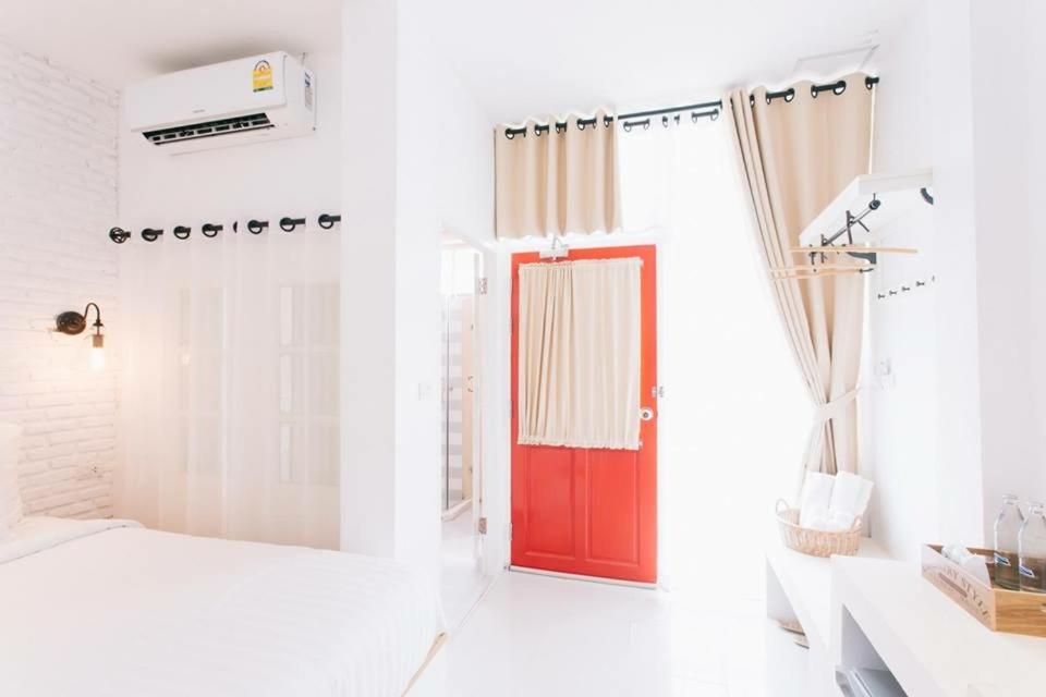 Nai Suan Bed and Breakfast