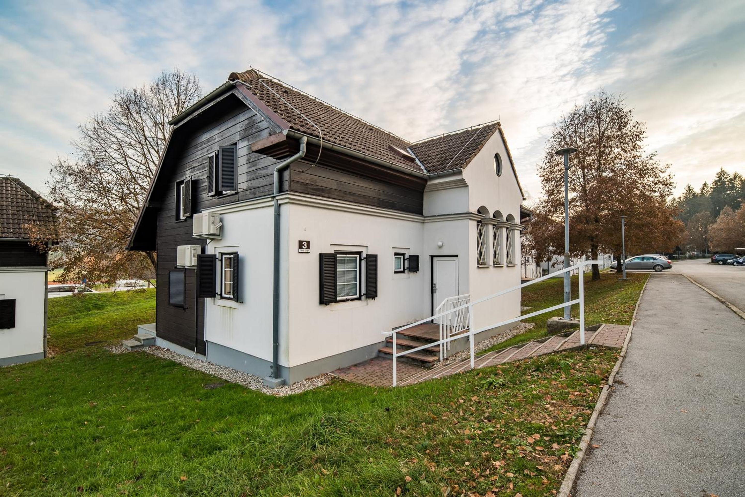 Photo 43