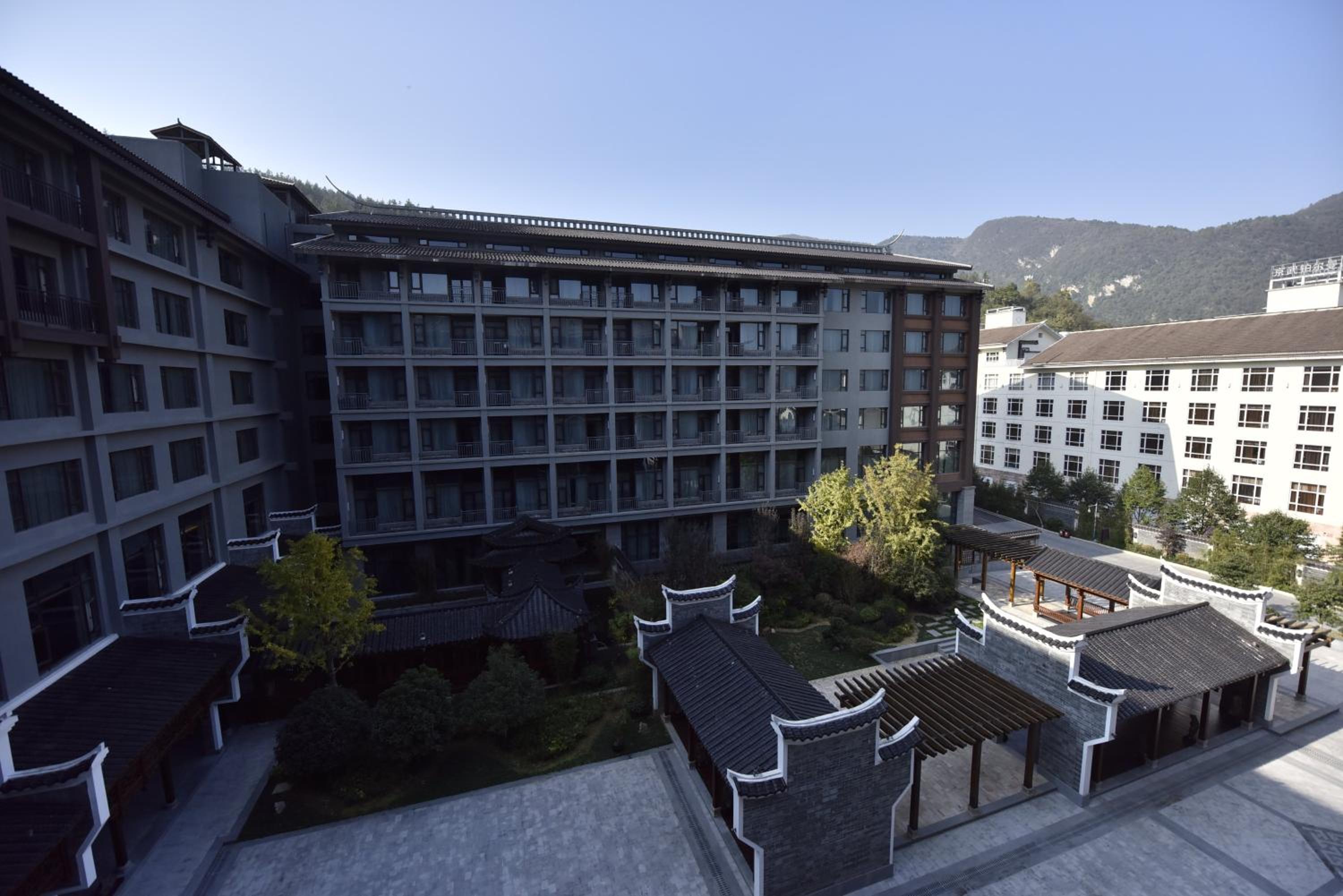 Howard Johnson Neodalle Resort Zhangjiajie