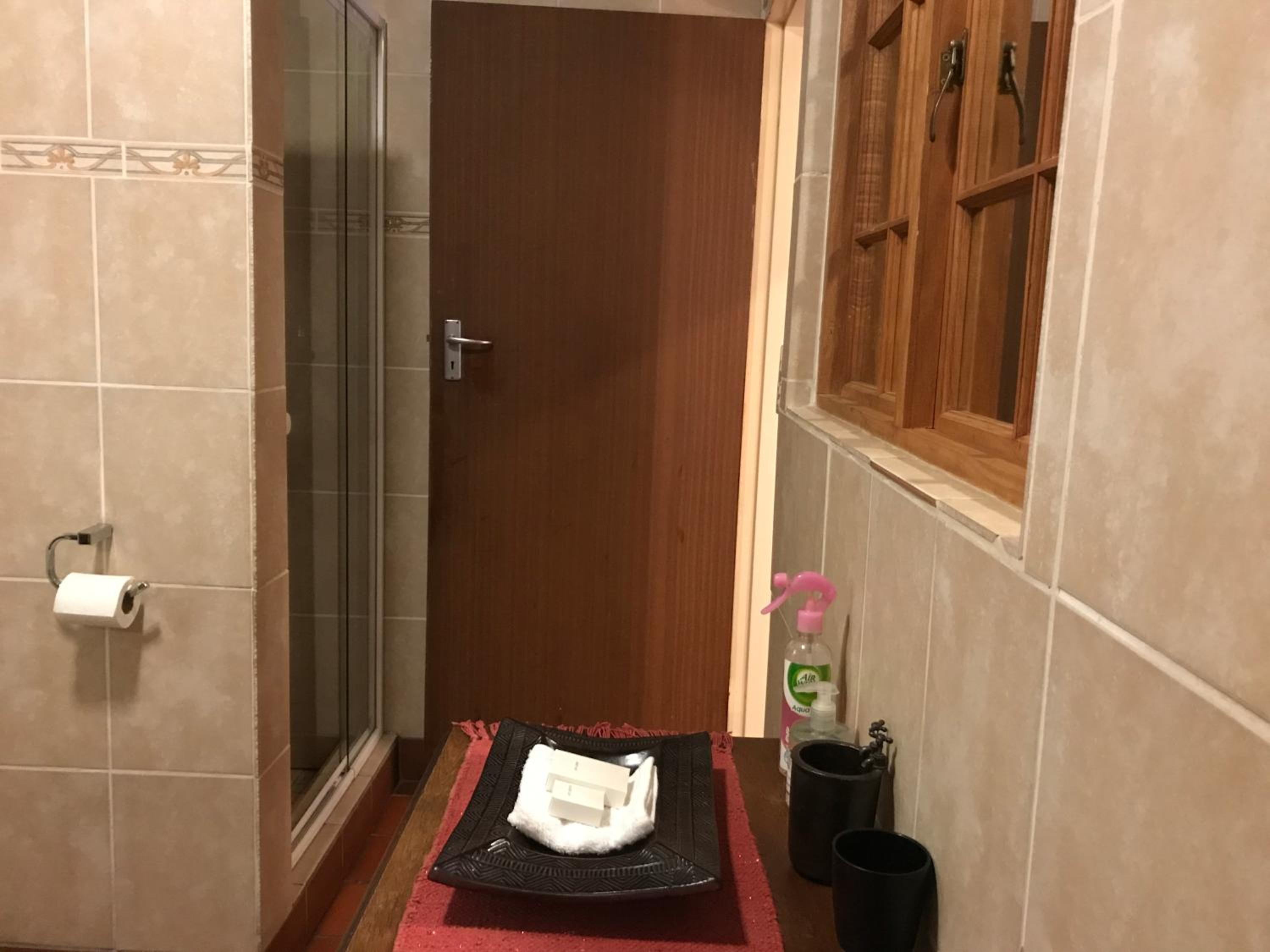 Photo 33