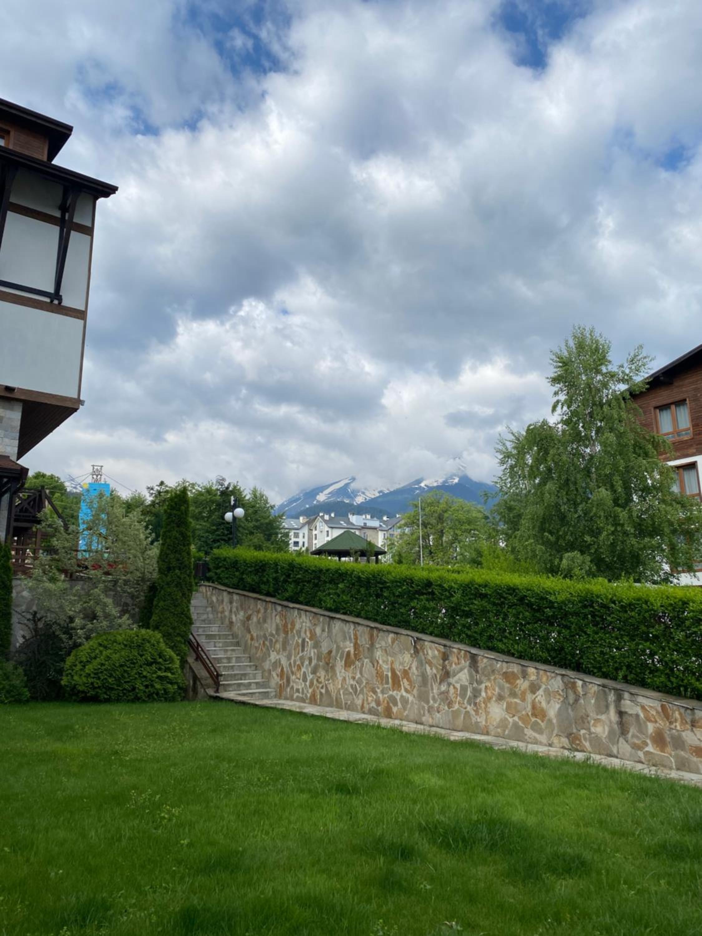 Luxury private studio in Paradiso Verde view 2