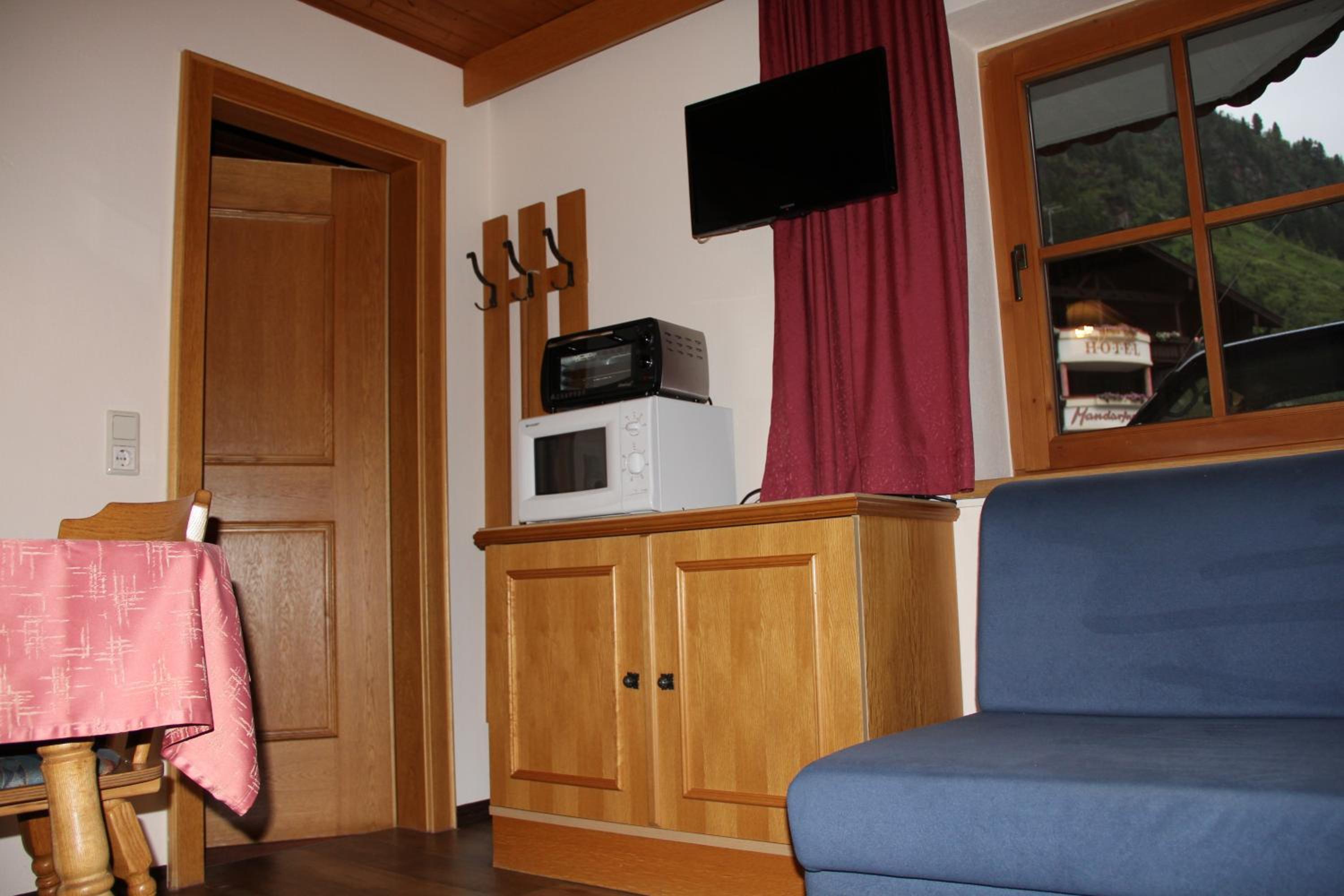 Photo 23