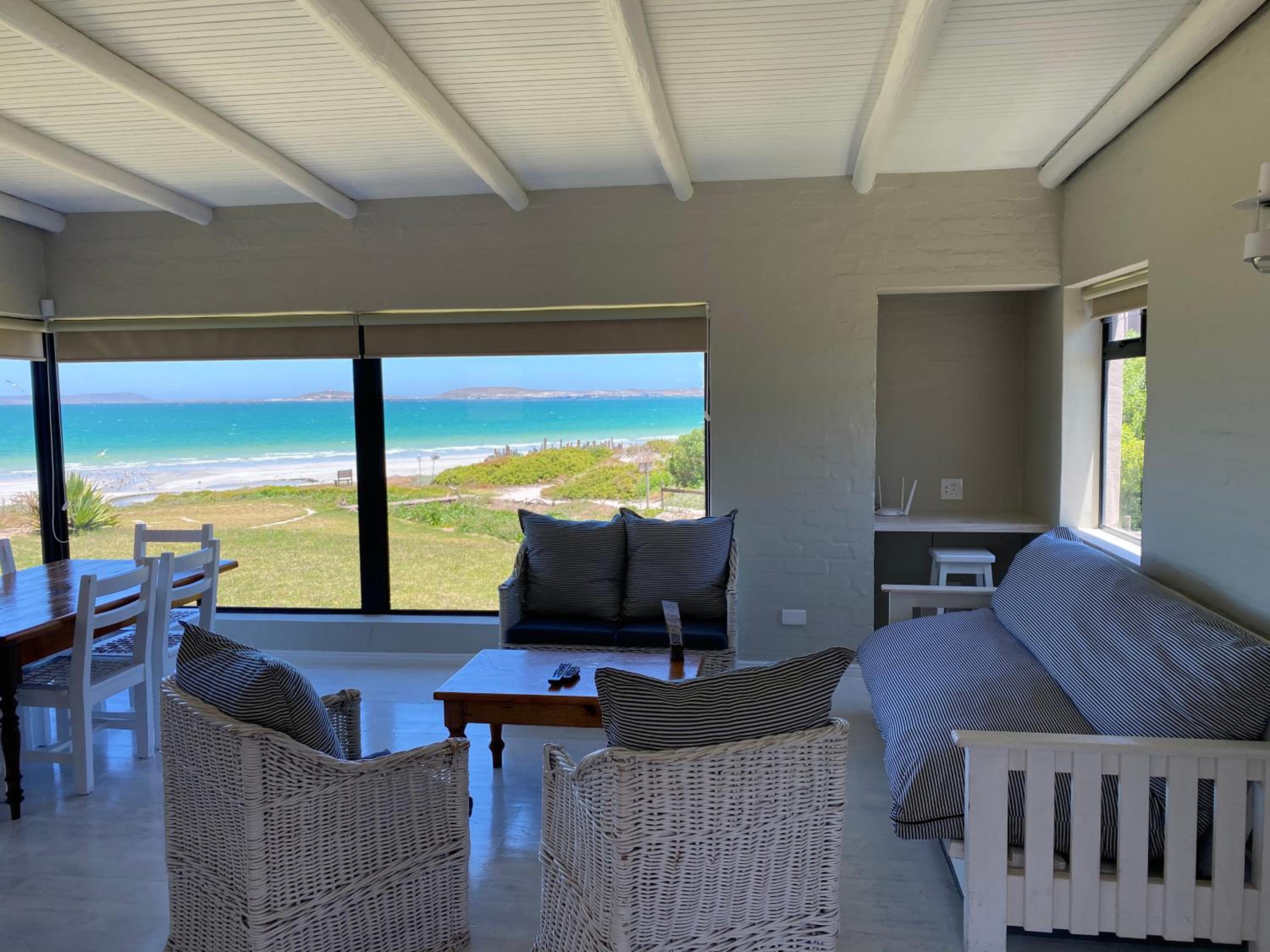 Blue Bay Lodge